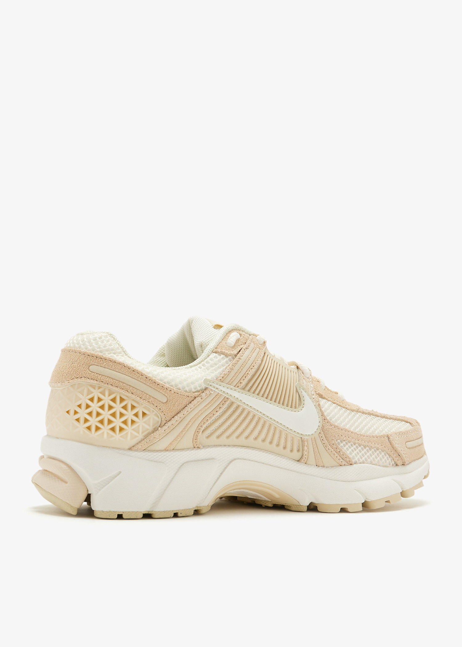 ◆送料無料◆NIKE ZOOM VOMERO 5 BONE BEIGE◆大人気◆正規品◆ Nike Zoom Vomero 5 Roam Light Bone Mink Brown (Women's