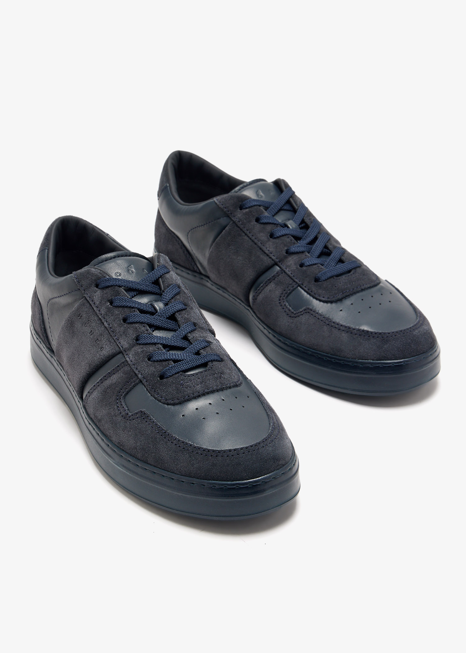 Hogan H668 sneakers for Men - Navy in UAE | Level Shoes