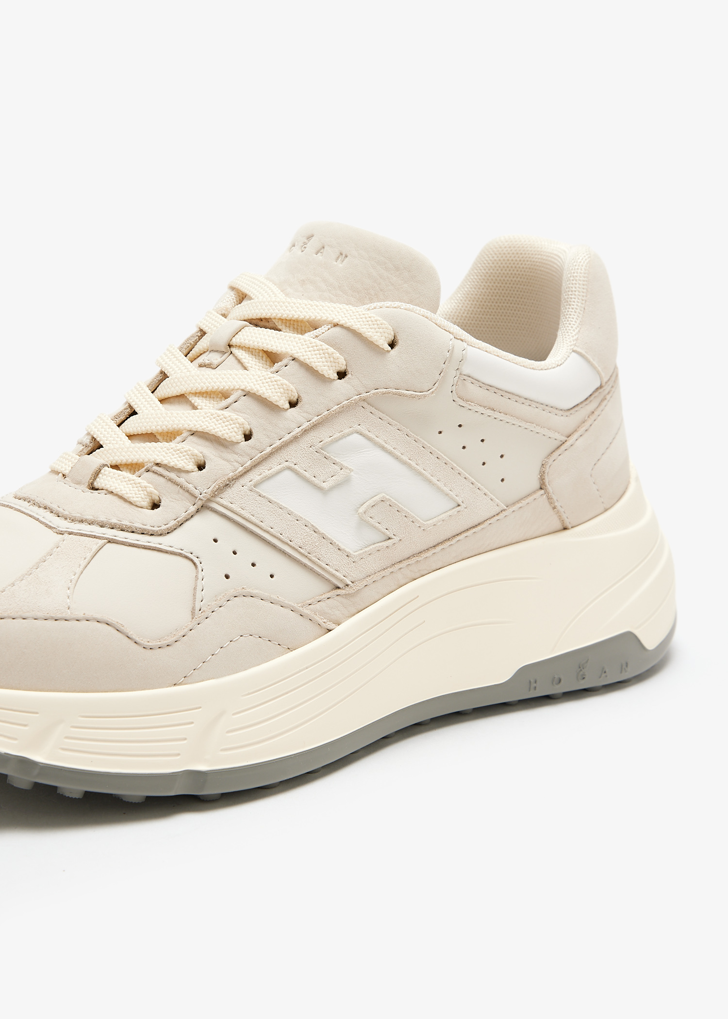 スニーカー HOGAN H669 meshsuede sneakers Beige Hogan H669 sneakers for Women - Beige in UAE | Level Shoes