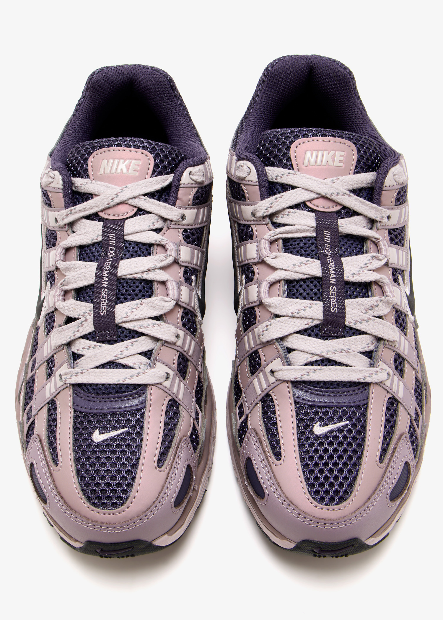 靴 Nike p6000 26.5 NIKE p6000（サイズ（cm）：26.5cm）のおすすめ人気商品一覧