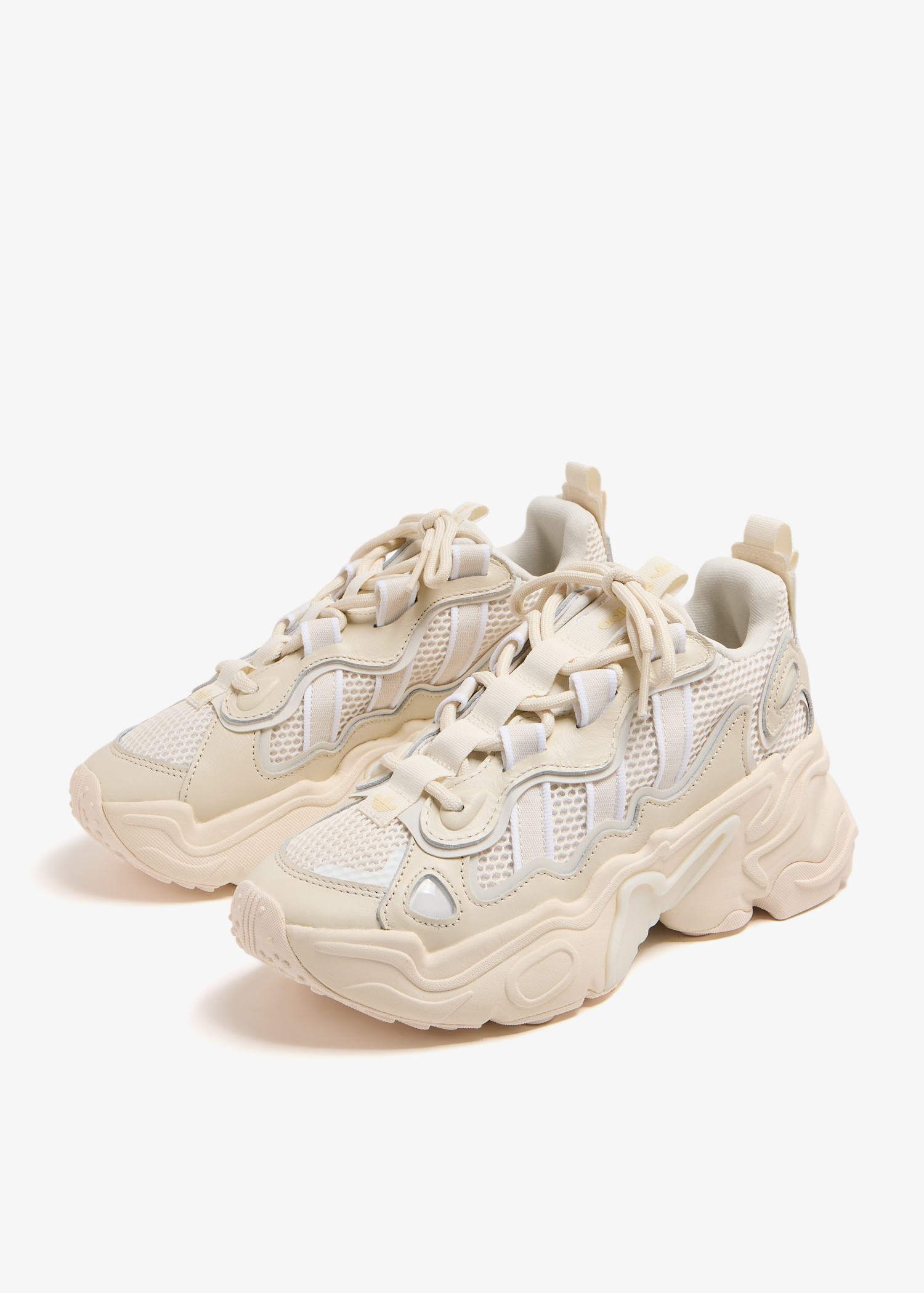 四季 adidas Ozthemis sneakers for Women - White in UAE | Level Shoes