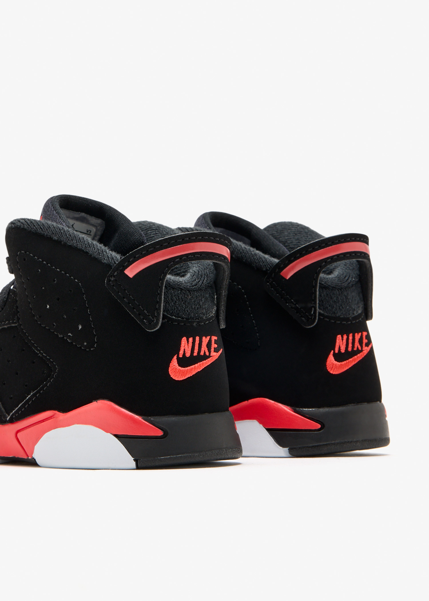 Nike Jordan 6 Retro sneakers for Kids Unisex - Black in KSA