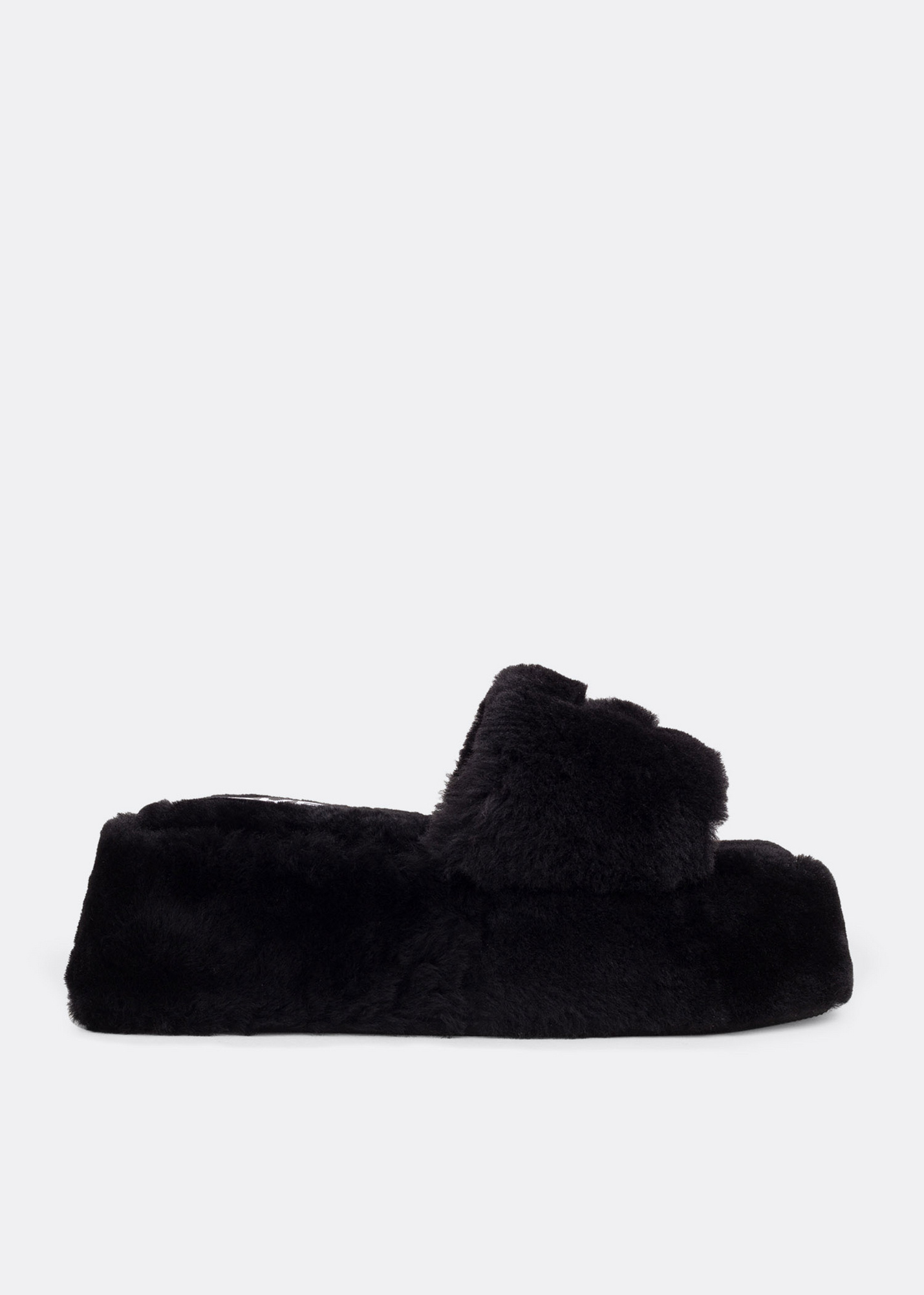 Naked Wolfe Ivy Faux Fur サンダル Naked Wolfe Ivy slides for Women - Black in KSA | Level Shoes