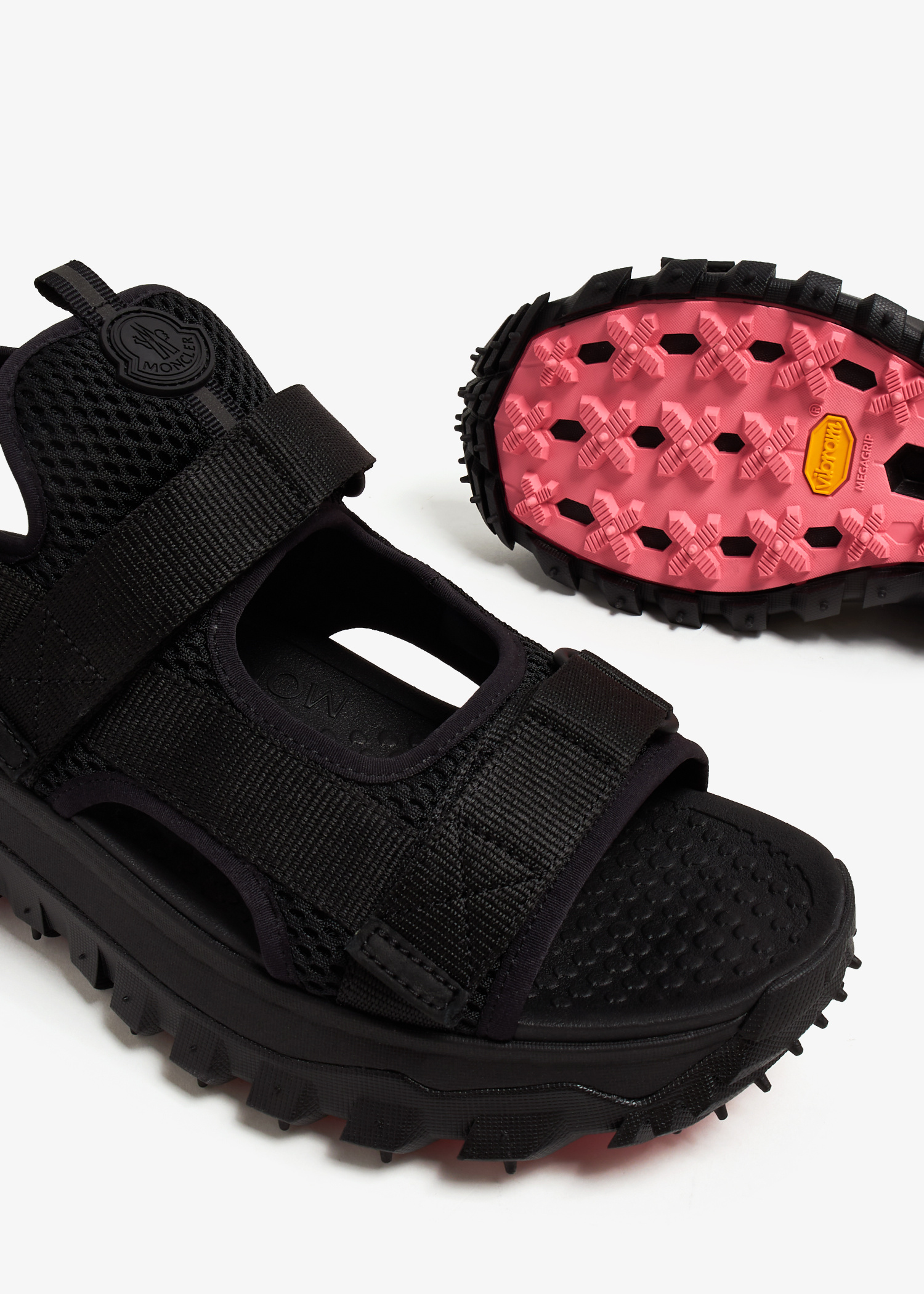 Moncler Trailgrip Vela sandals for Men - Black in UAE