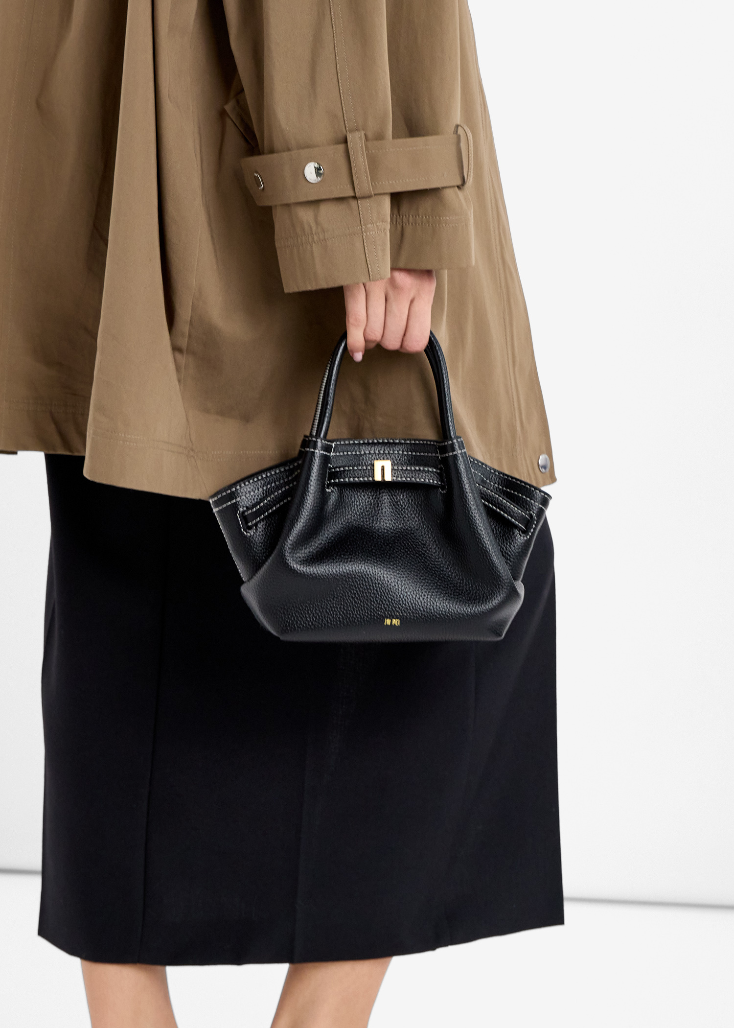 JW PEI Hana mini tote bag for Women - Black in KSA | Level Shoes
