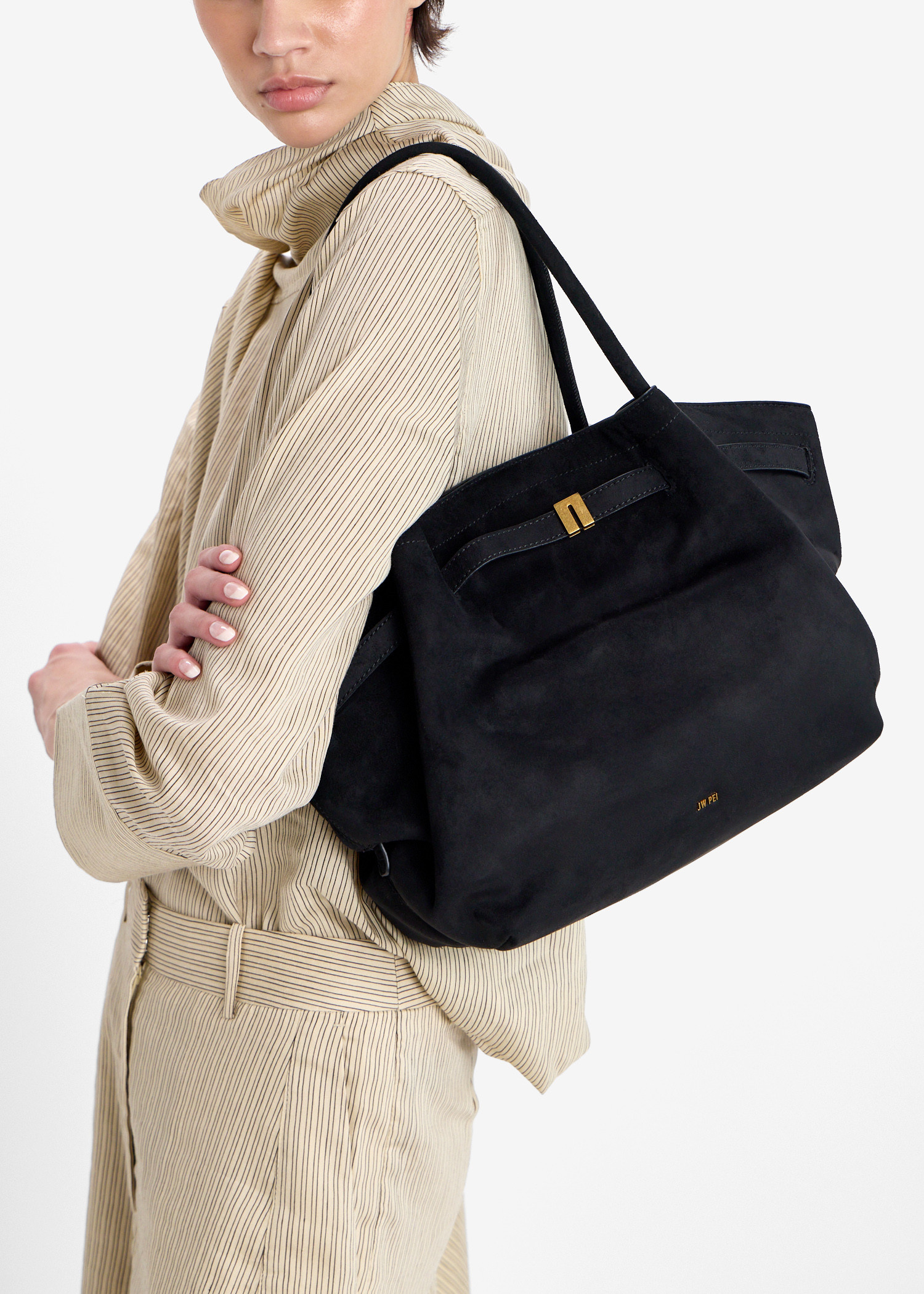 JW PEI Hana medium tote bag for Women - Black in UAE | Level Shoes