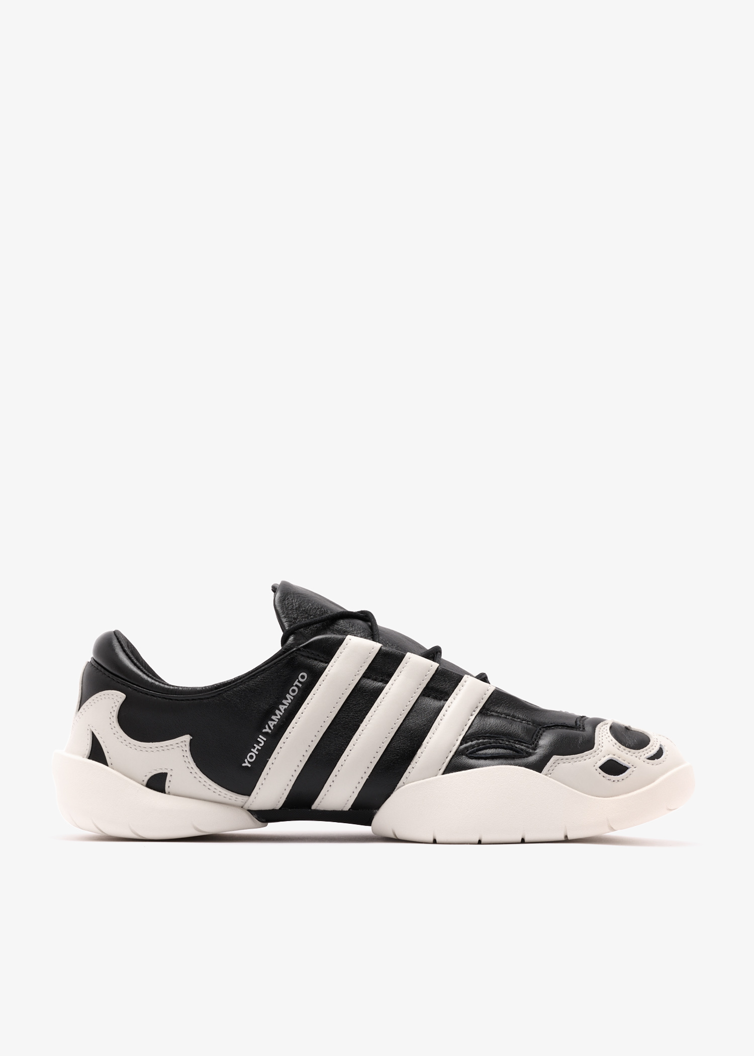 Y-3 Y-3 Regu 2002 sneakers for Women - Black in USA | Level