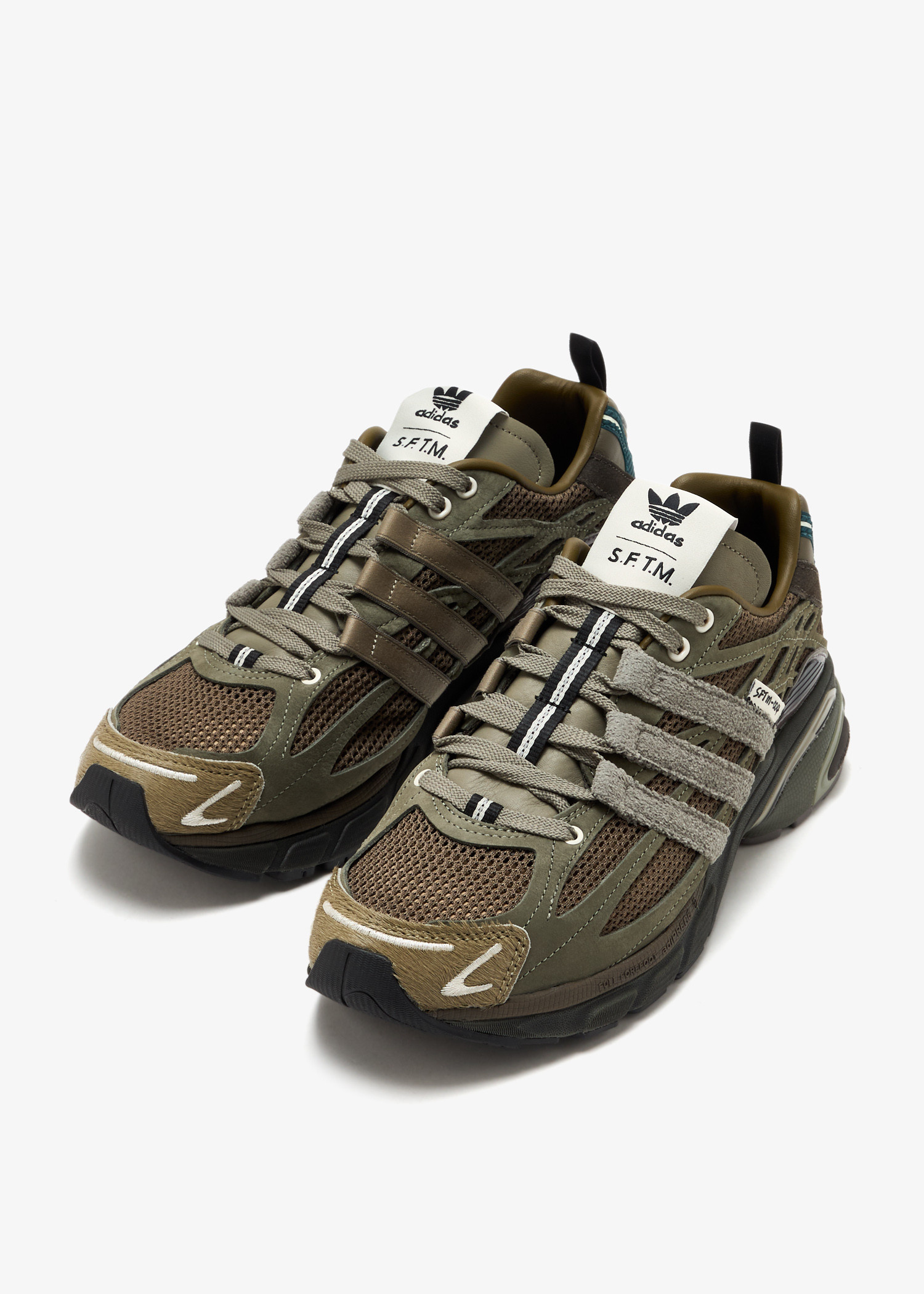 adidas Adistar Cushion SFTM sneakers for Men - Brown in UAE