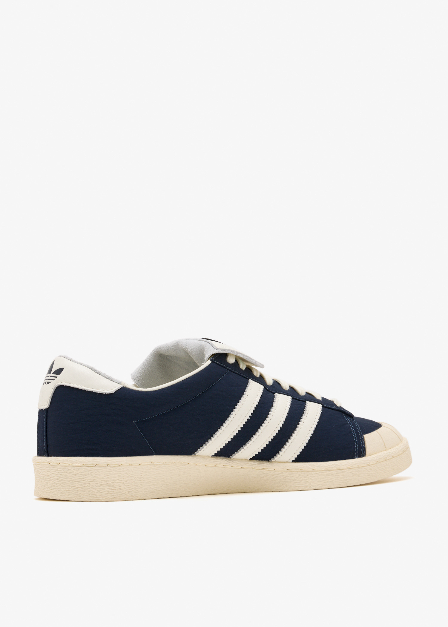 adidas x Willy Chavarria Jabbar Low sneakers for Men - Navy in UAE 