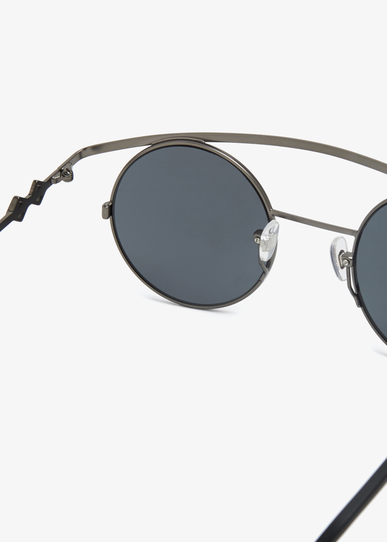 NEW MATH Older Women 2TONE SKA ネオスカ 7インチ Karen Wazen Retro XL sunglasses for Women - Black in UAE