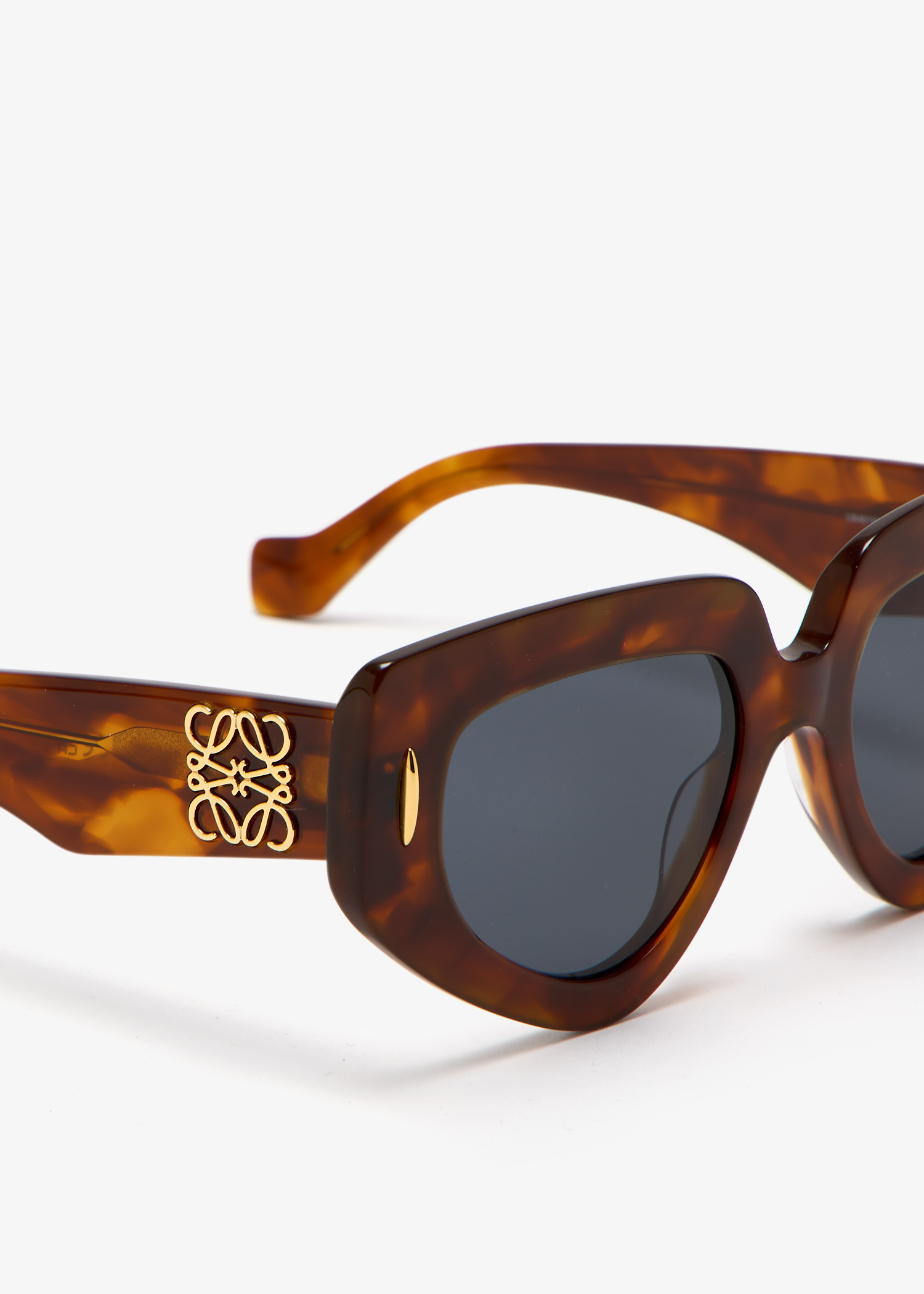 サングラス LOEWE Woman Sunglasses Brown LW40157U 52G LOEWE Anagram geometric sunglasses for Women - Brown in UAE