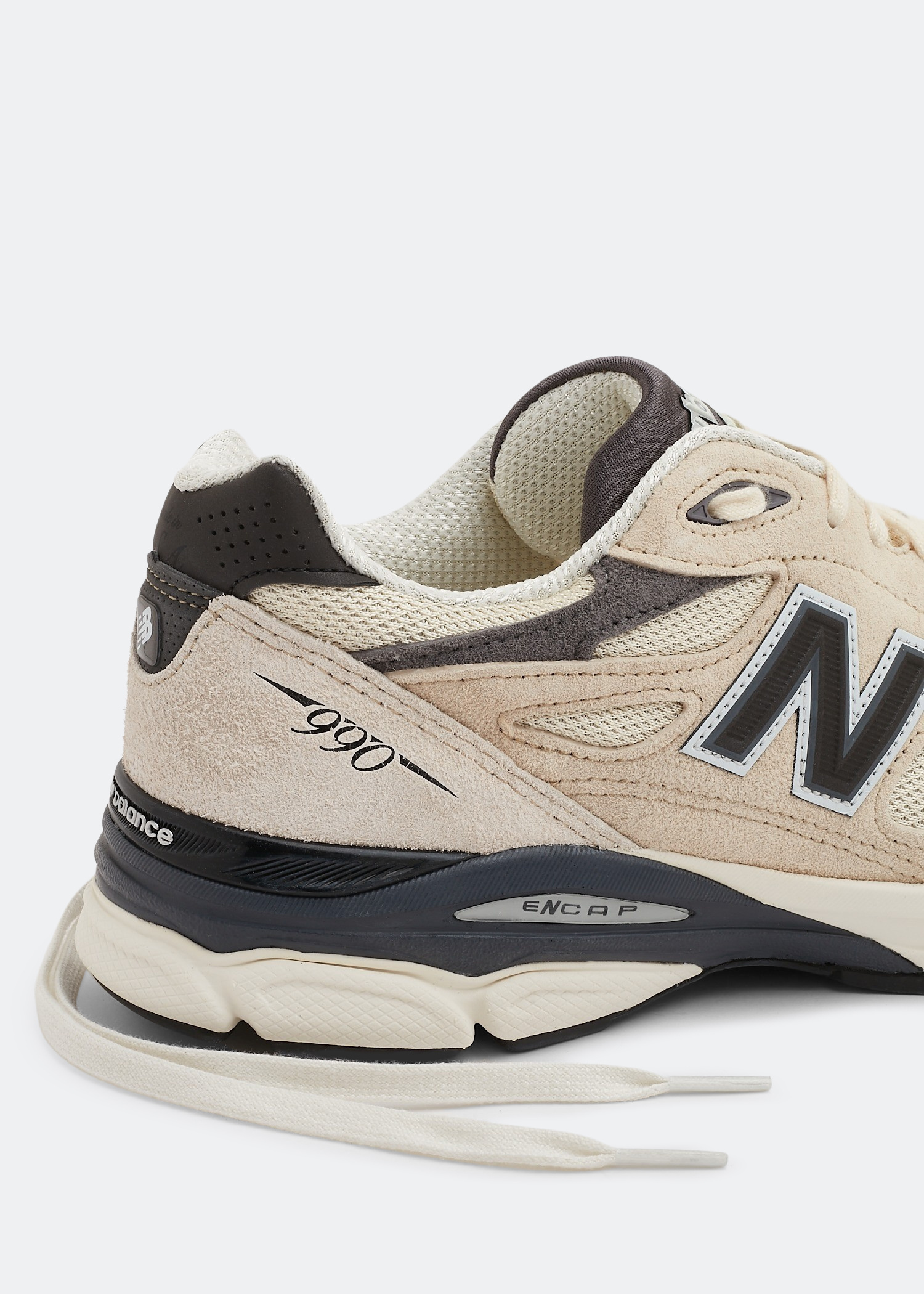 New Balance 990 sneakers for Men - Beige in USA | Level Shoes