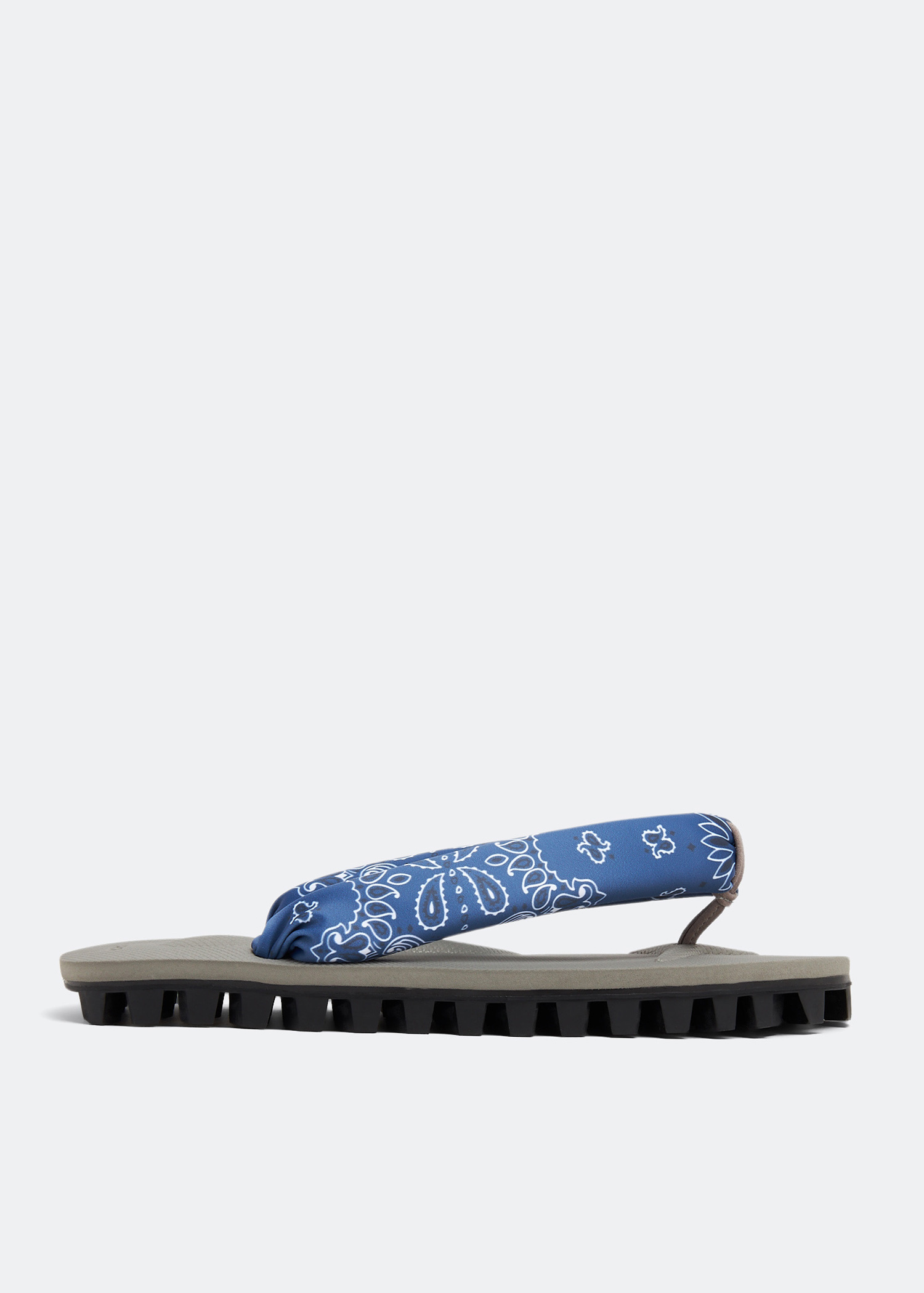 靴 SUICOKE GTA-PT05 - Navy x Gray Suicoke GTA-PT05 sandals for Men - Blue in UAE | Level Shoes
