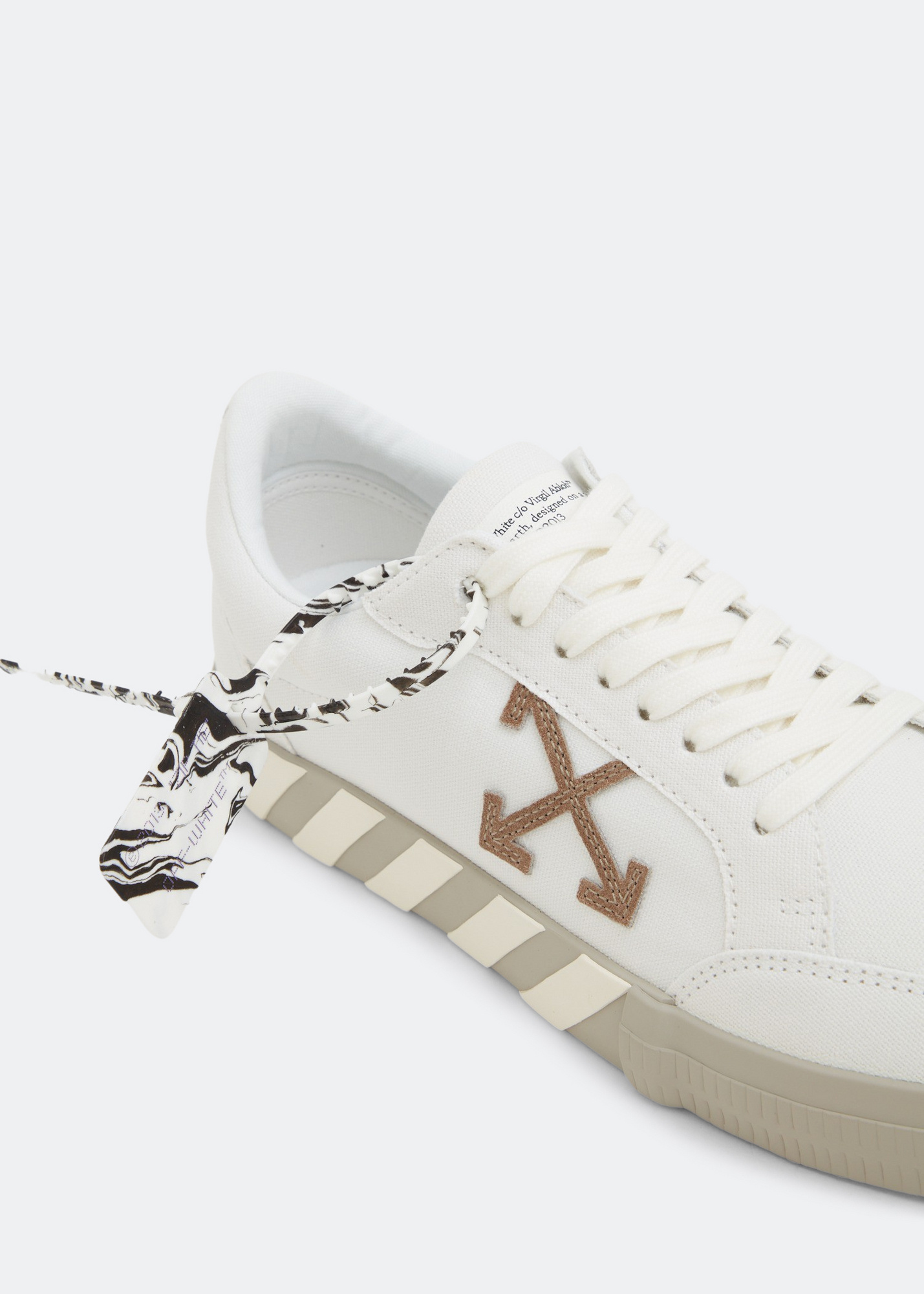 【Off-white】New Vulcanized Canvas Sneakers Off-White Vulcanized low-top sneakers for Men - White in UAE