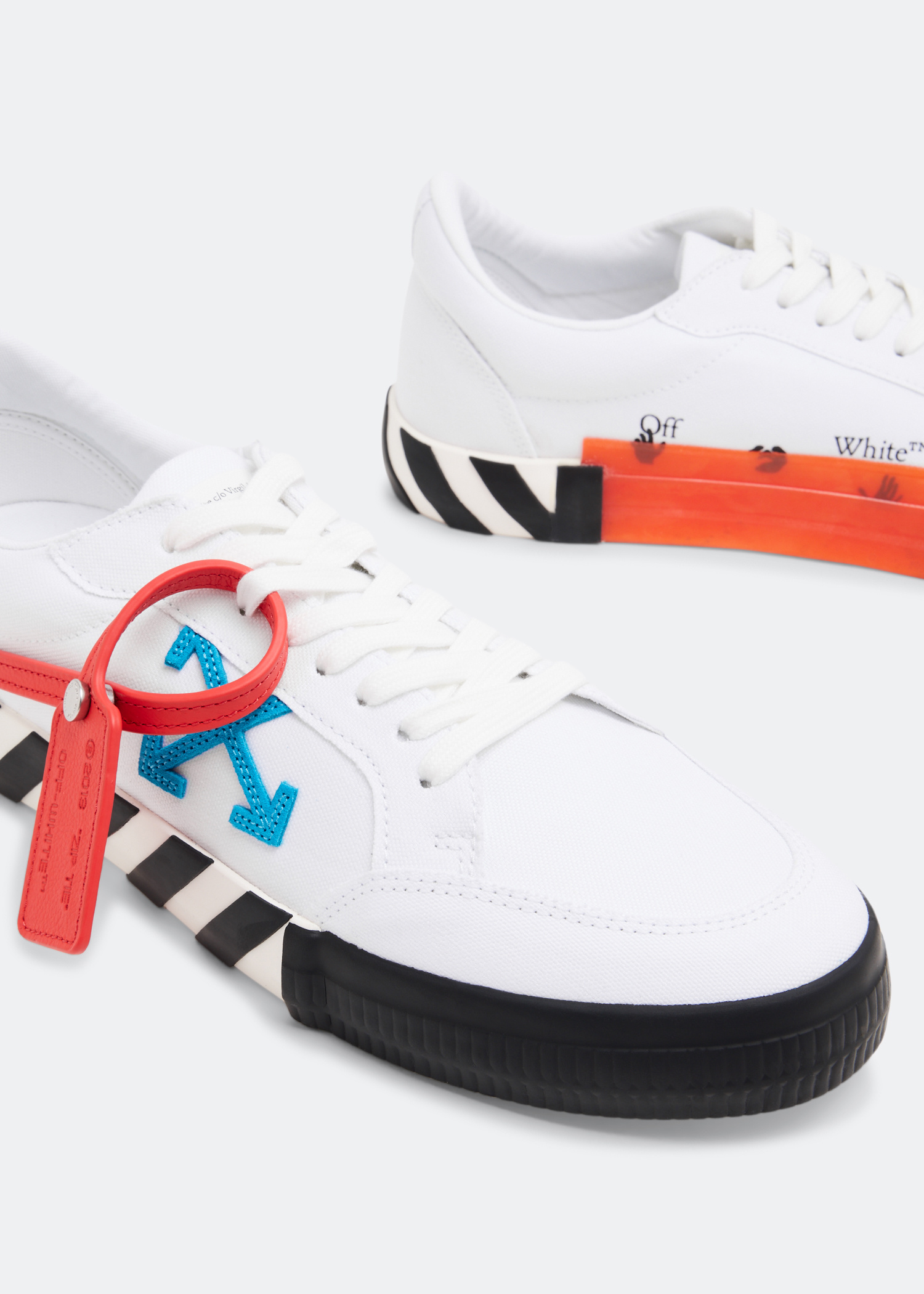 Off-White Low Vulcanised sneakers for Men - White in UAE