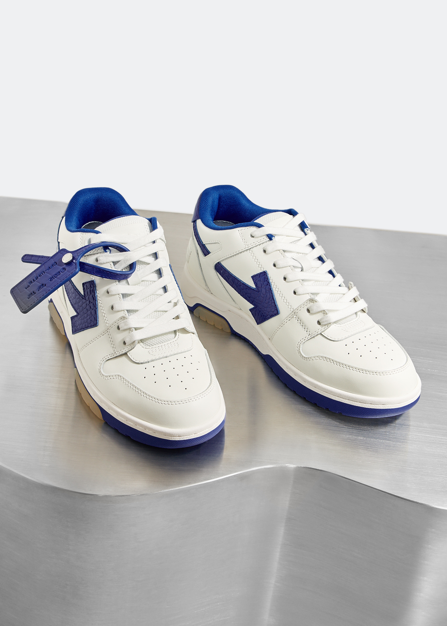 靴 OFF-WHITE Out Of Office OOO Low Tops Off-White x Level Shoes Out Of Office 'OOO' sneakers for Men