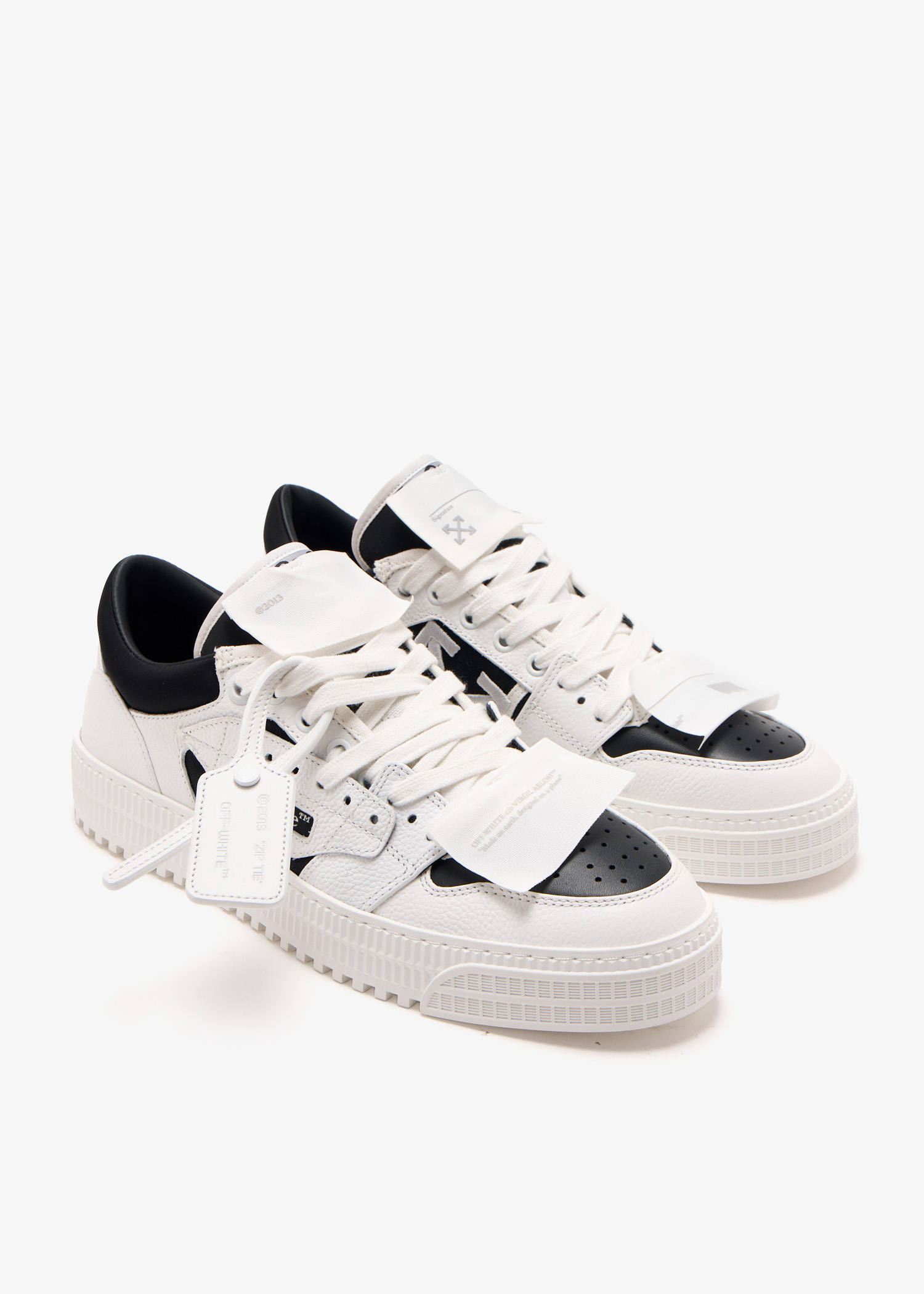 【送料&関税込】Off-White Oeri097 Milano0107 White - Unisex Off-White Out Of Office スニーカー | ホワイト | FARFETCH JP