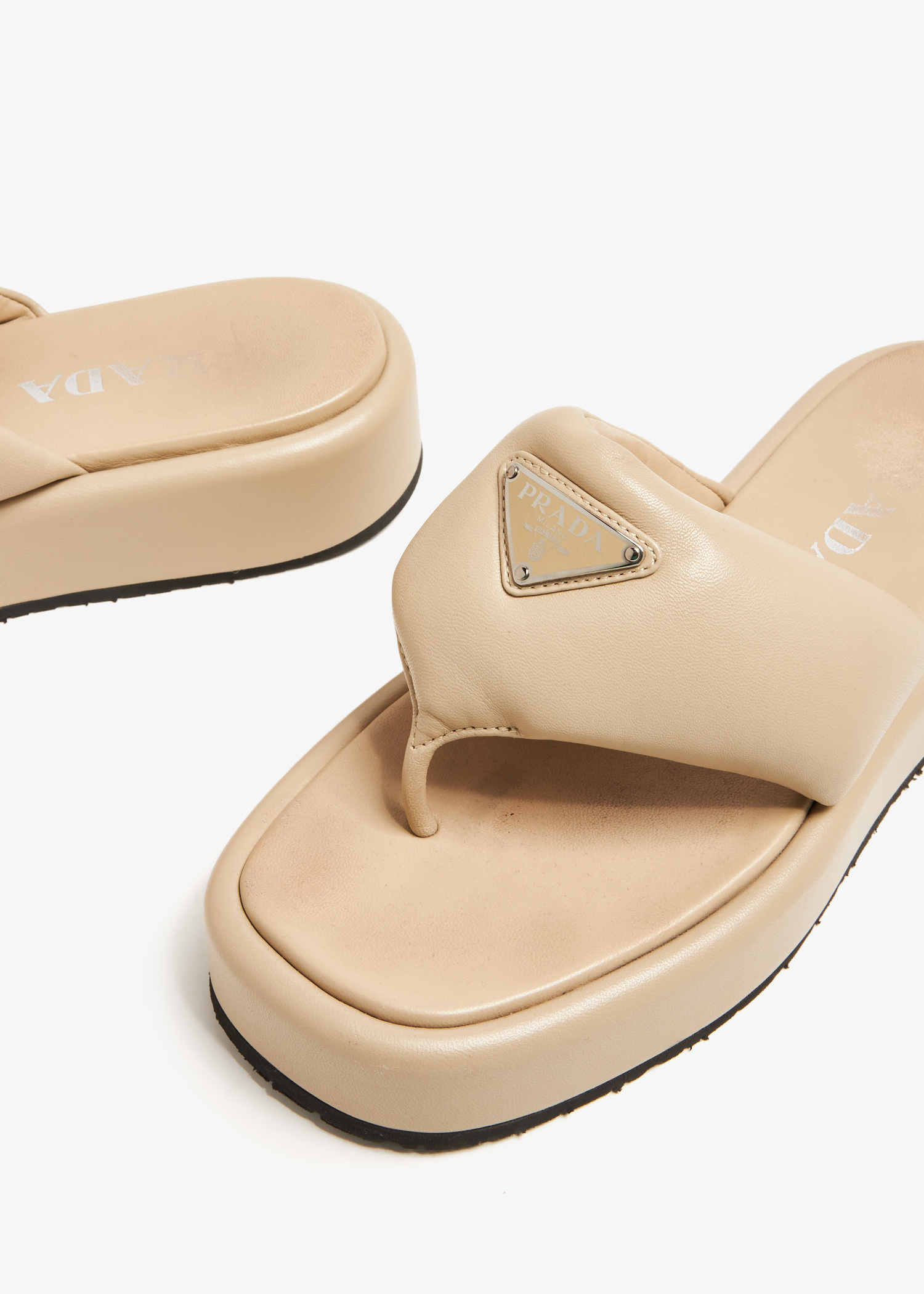 PRADA|SLIPPERS (1XX608 F B010 2AWL F0934) Prada Pre-Loved Triangle logo padded flatform sandals for