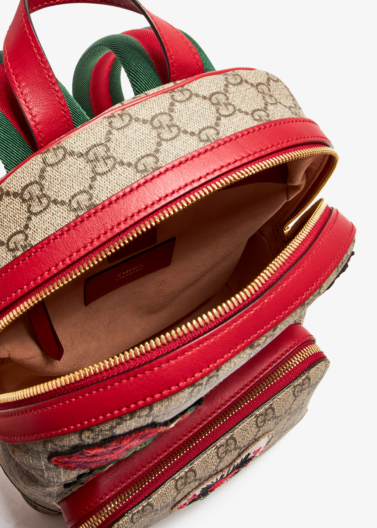 Gucci Pre-Loved Rose and Heart embroidered small backpack  display picture 3