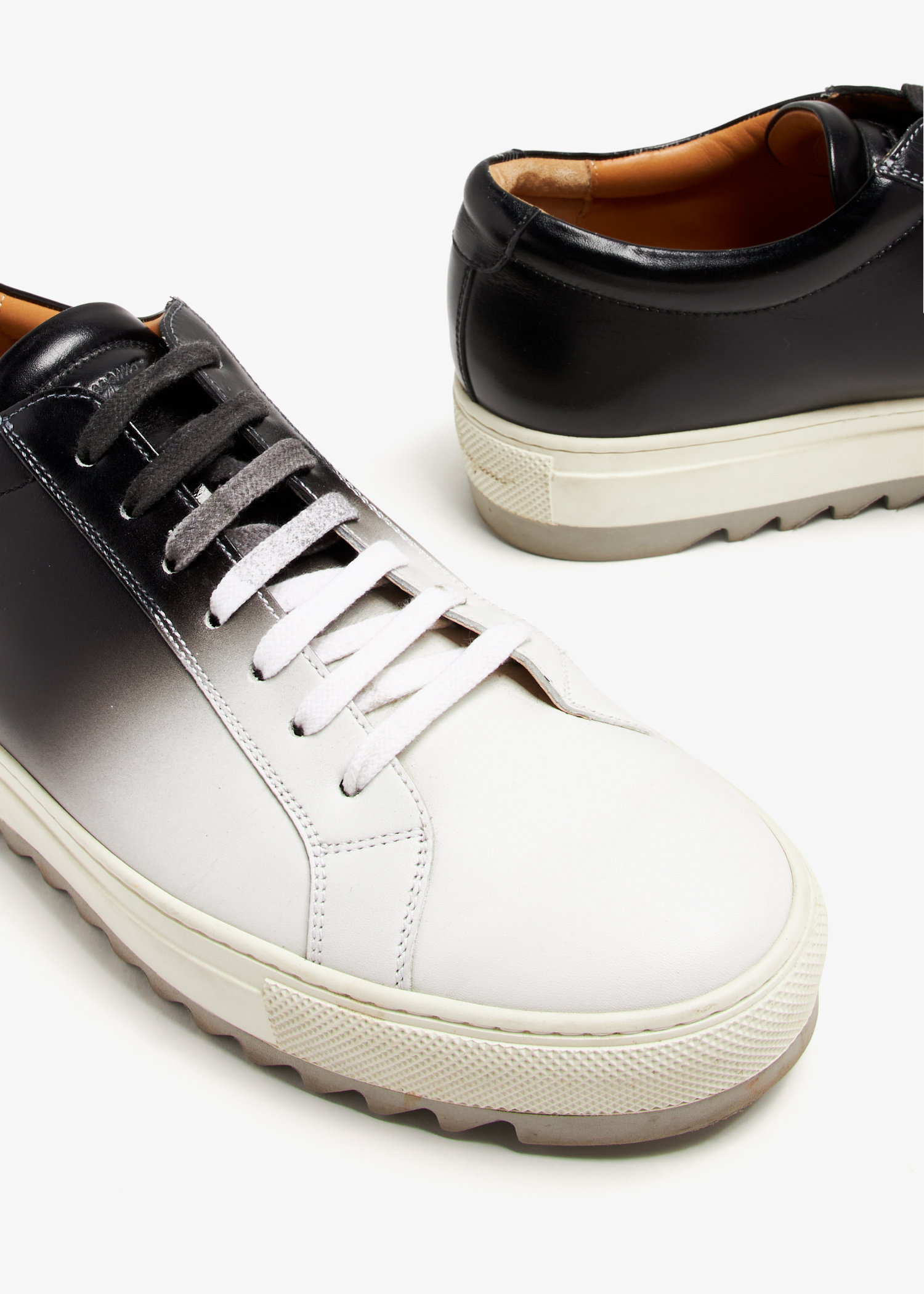 Salvatore Ferragamo Pre-Loved Ombre sneakers for Men - White in