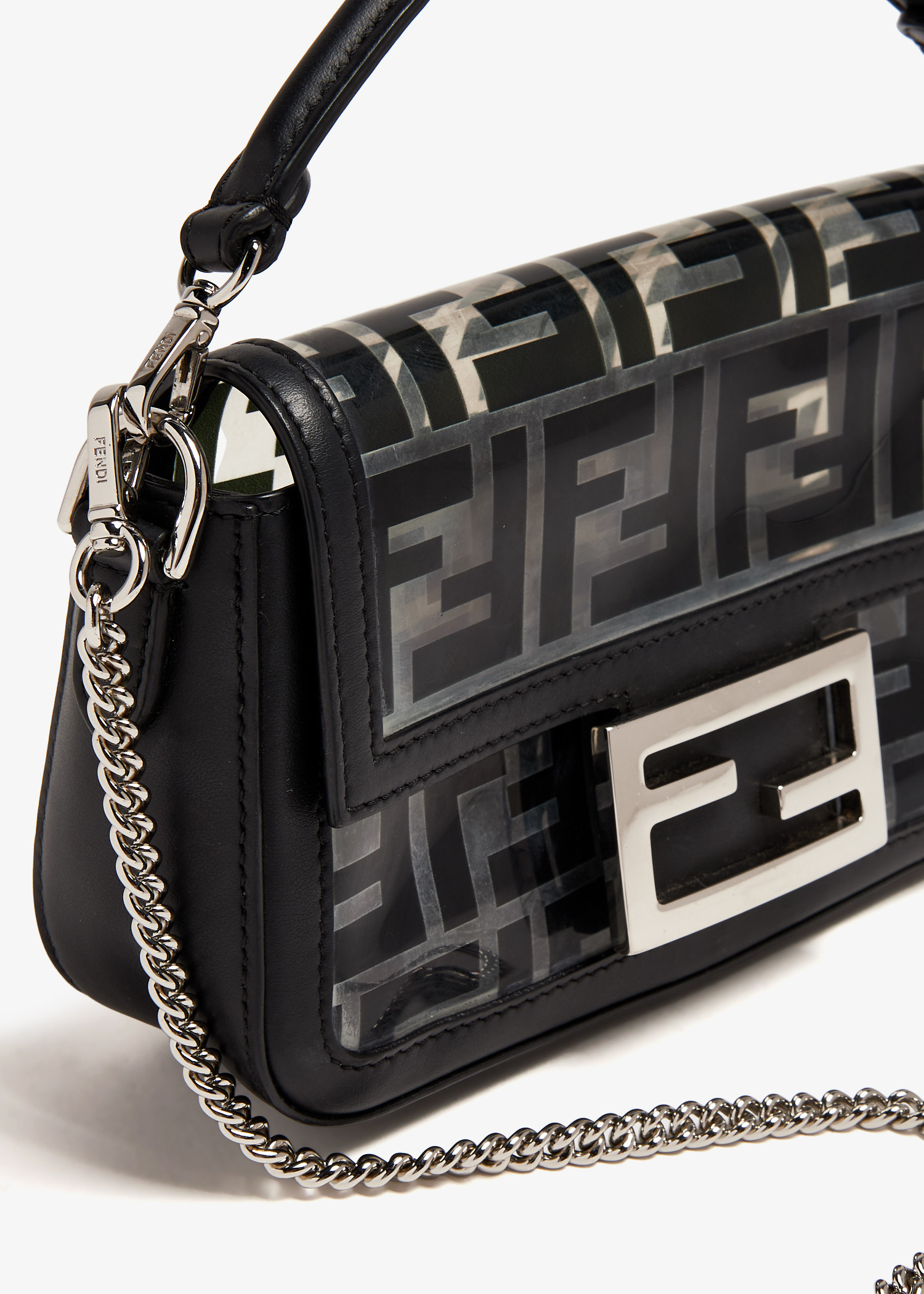 FENDI Baguette Pouch ブラック ショルダーバッグ Baguette Pouch Leather Black | Fendi
