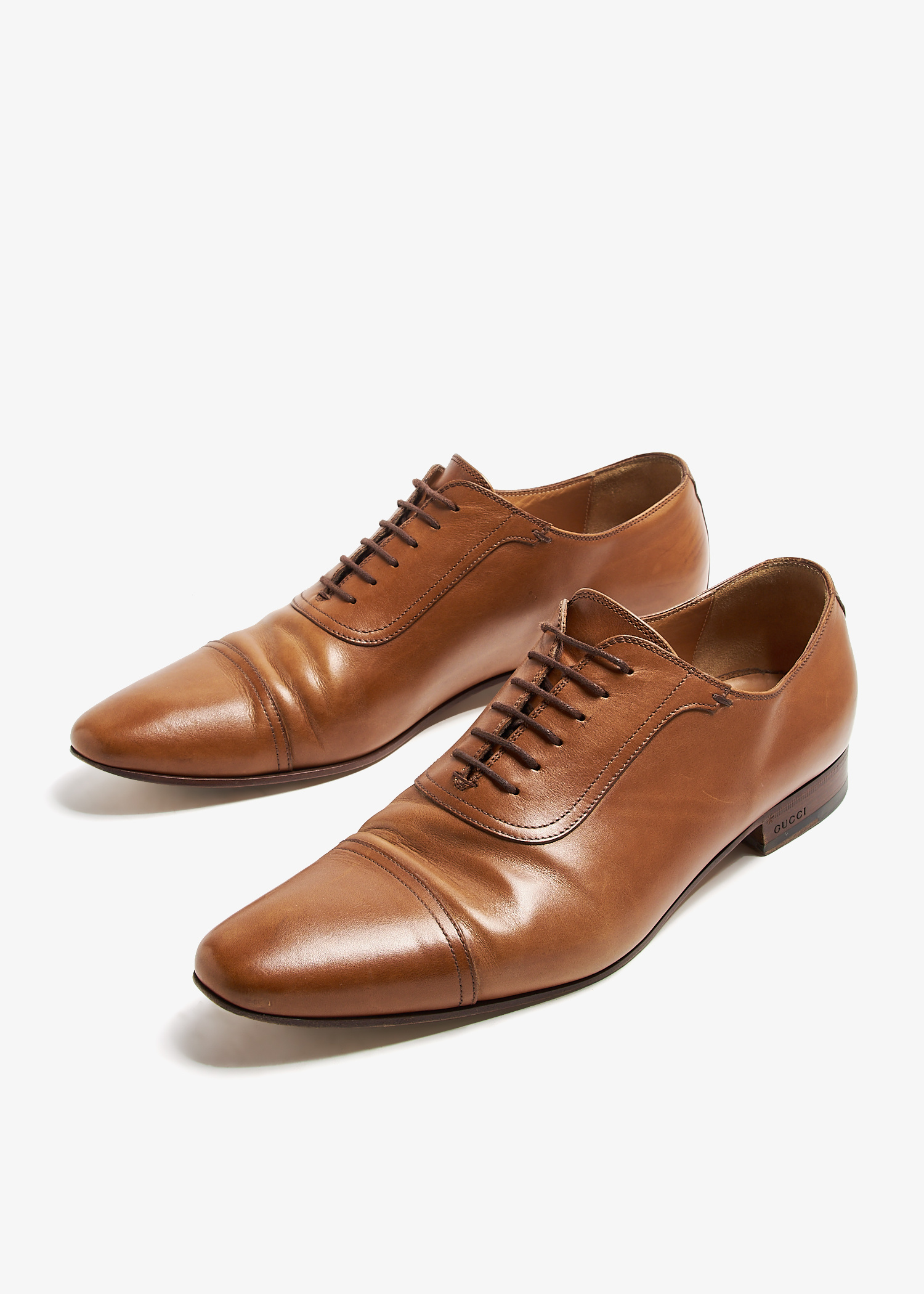 Gucci Pre-Loved Oxford lace-up shoes for Men - Brown in UAE 