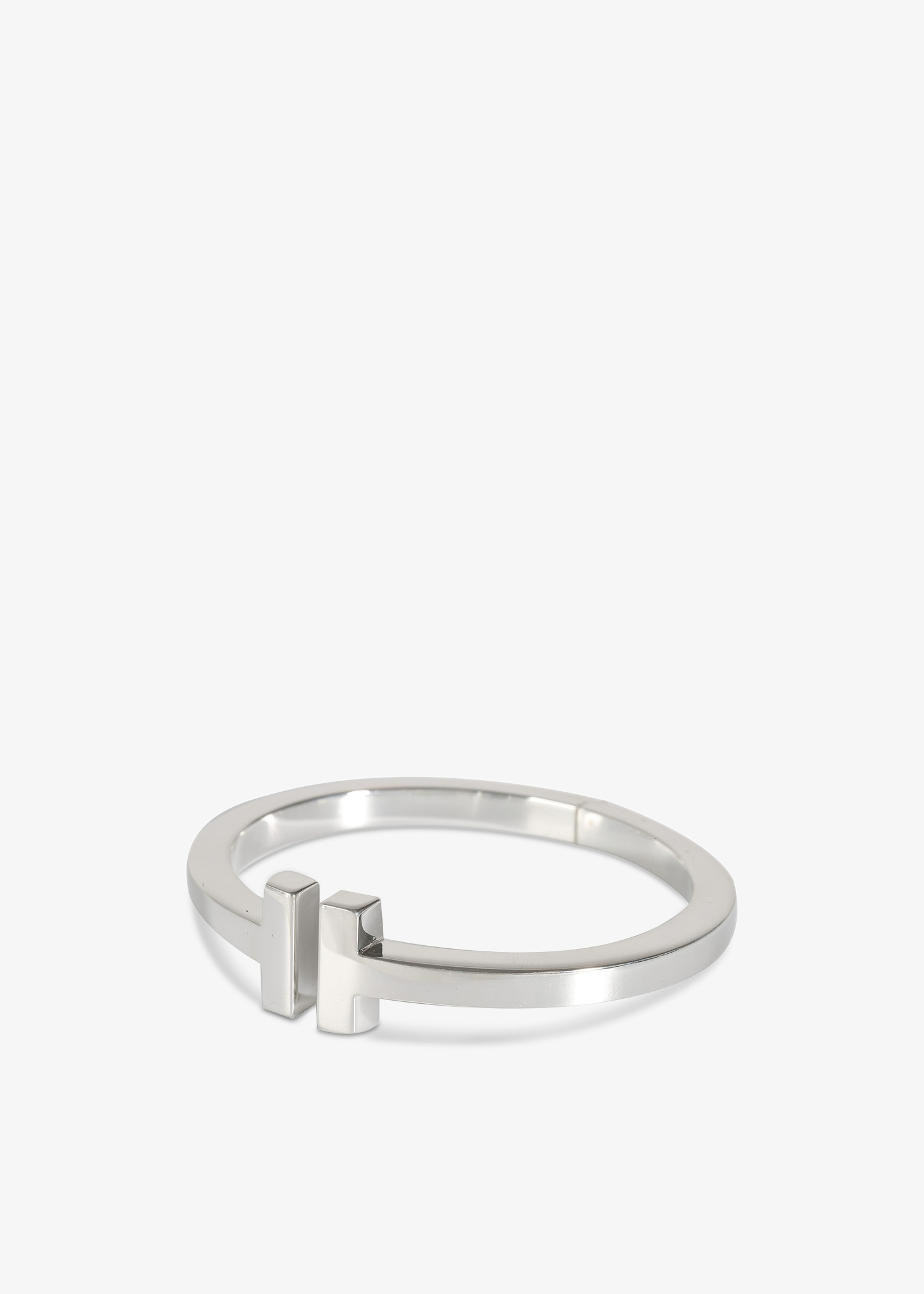 Tiffany & Co. Pre-Loved Tiffany T bracelet for Women - Silver in