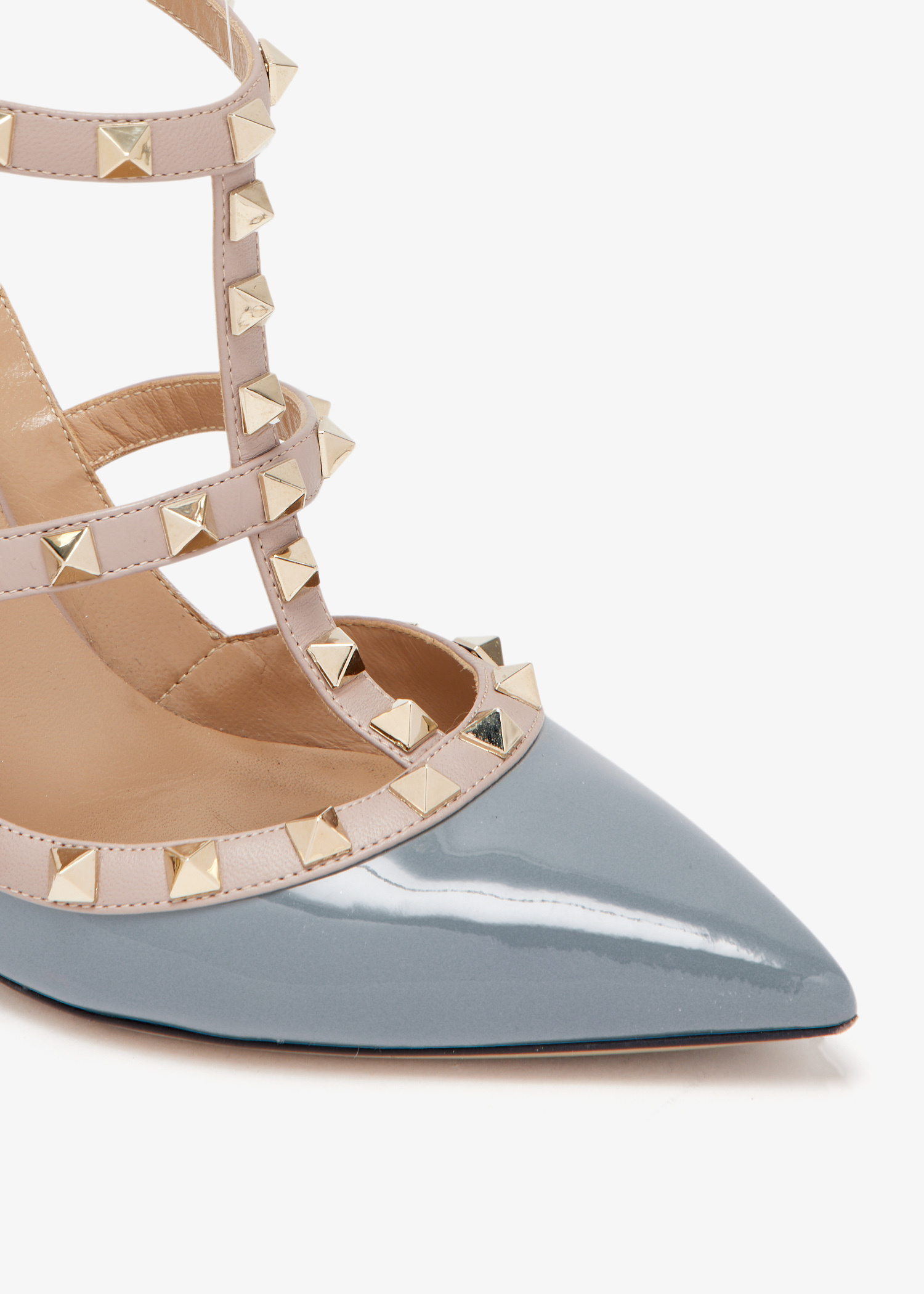 Valentino スタッズ付きアイスブルー　ミュール36H 美品　最終値下げ Valentino スタッズ付きアイスブルー ミュール36H 美品 最終値下げ