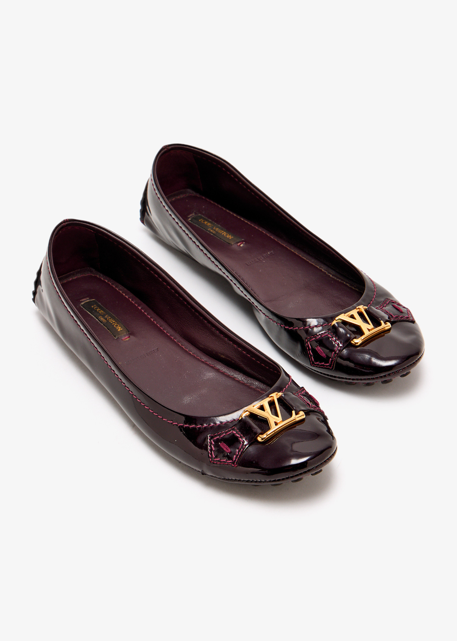Louis Vuitton Pre-Loved Amarante Oxford ballet flats for  display picture 3