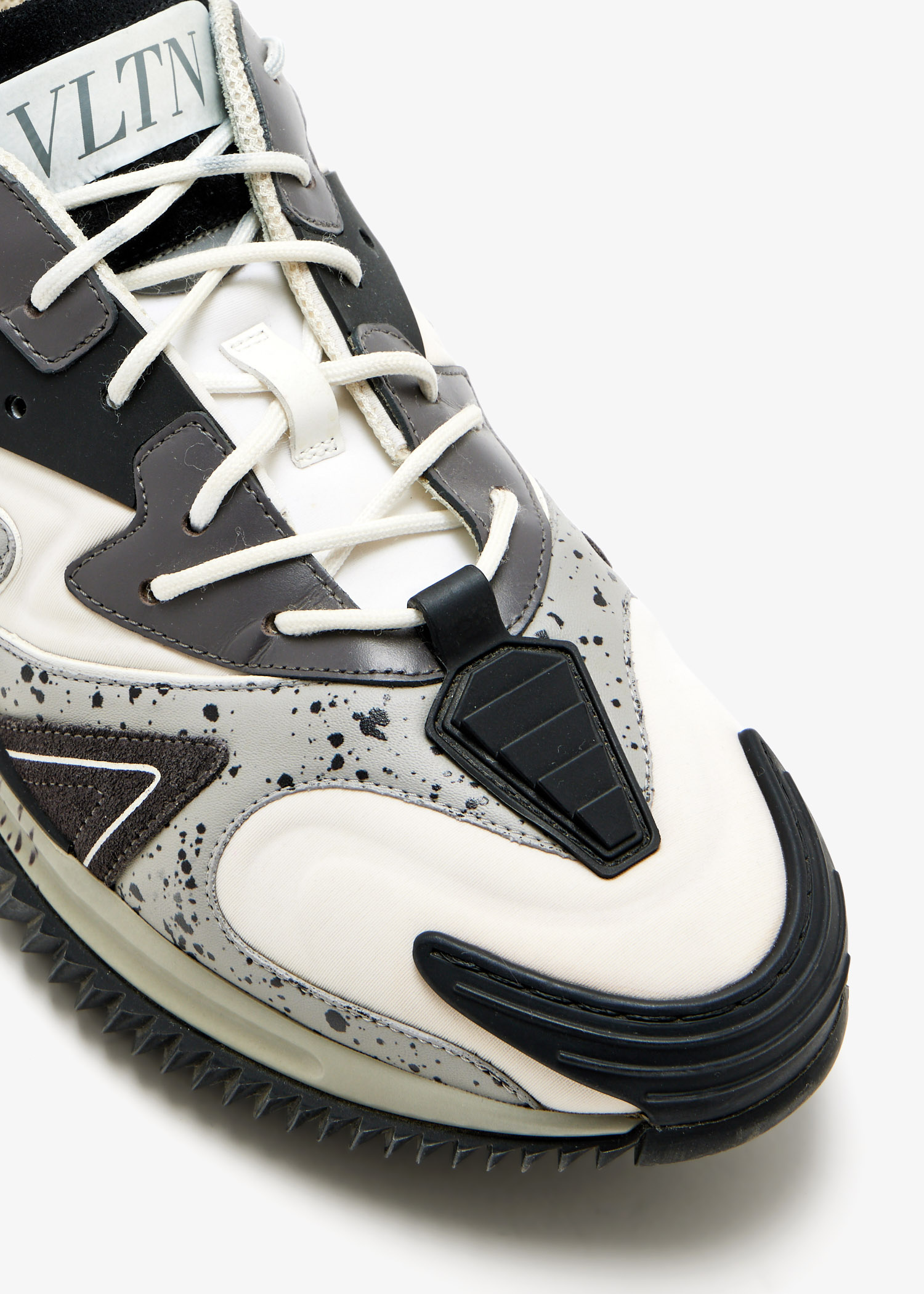 Valentino Garavani Pre-Loved Wade Runner sneakers for Men 
