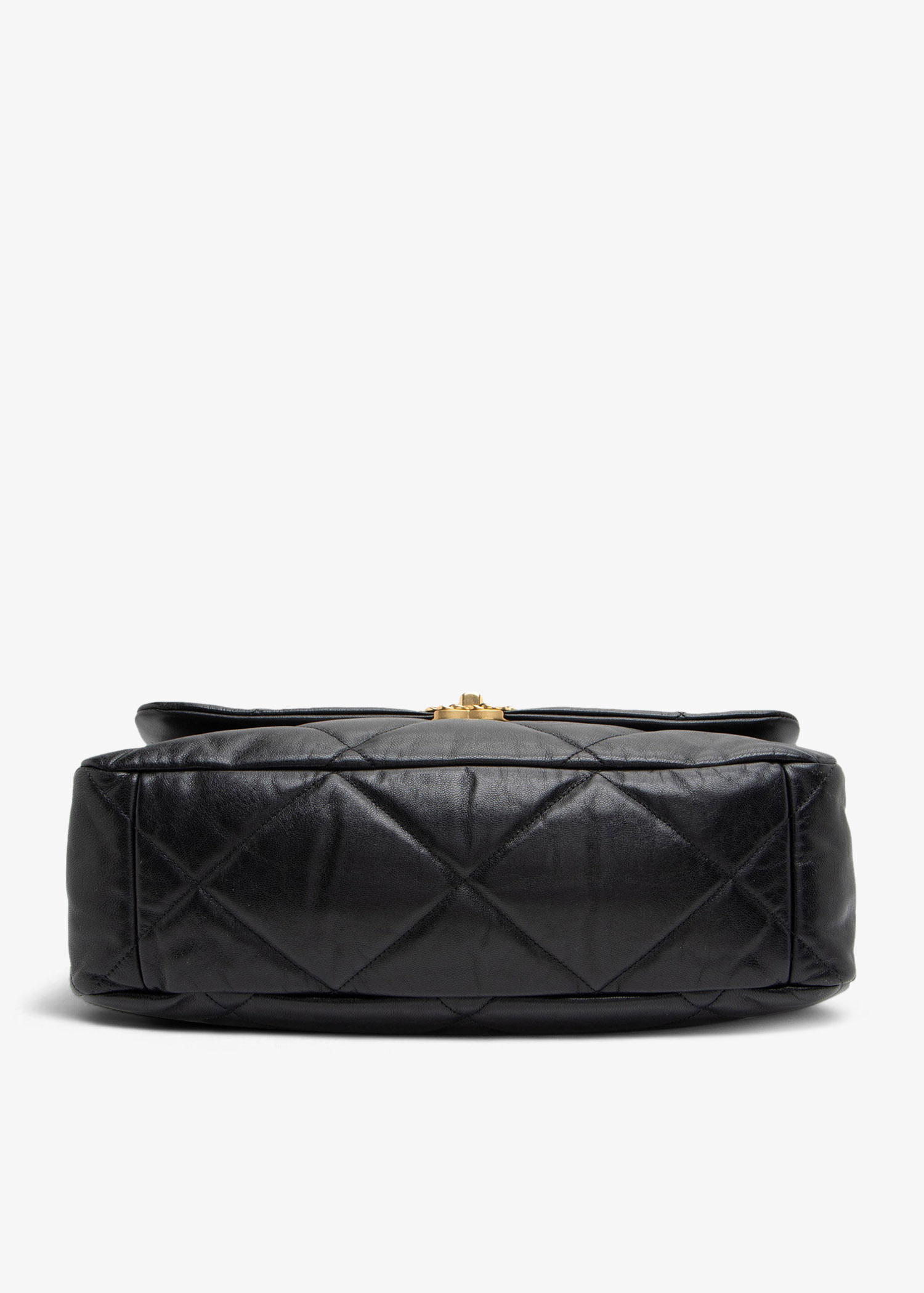 Chanel Pre-Loved Maxi Chanel 19 Flap bag for Women - Black in KSA