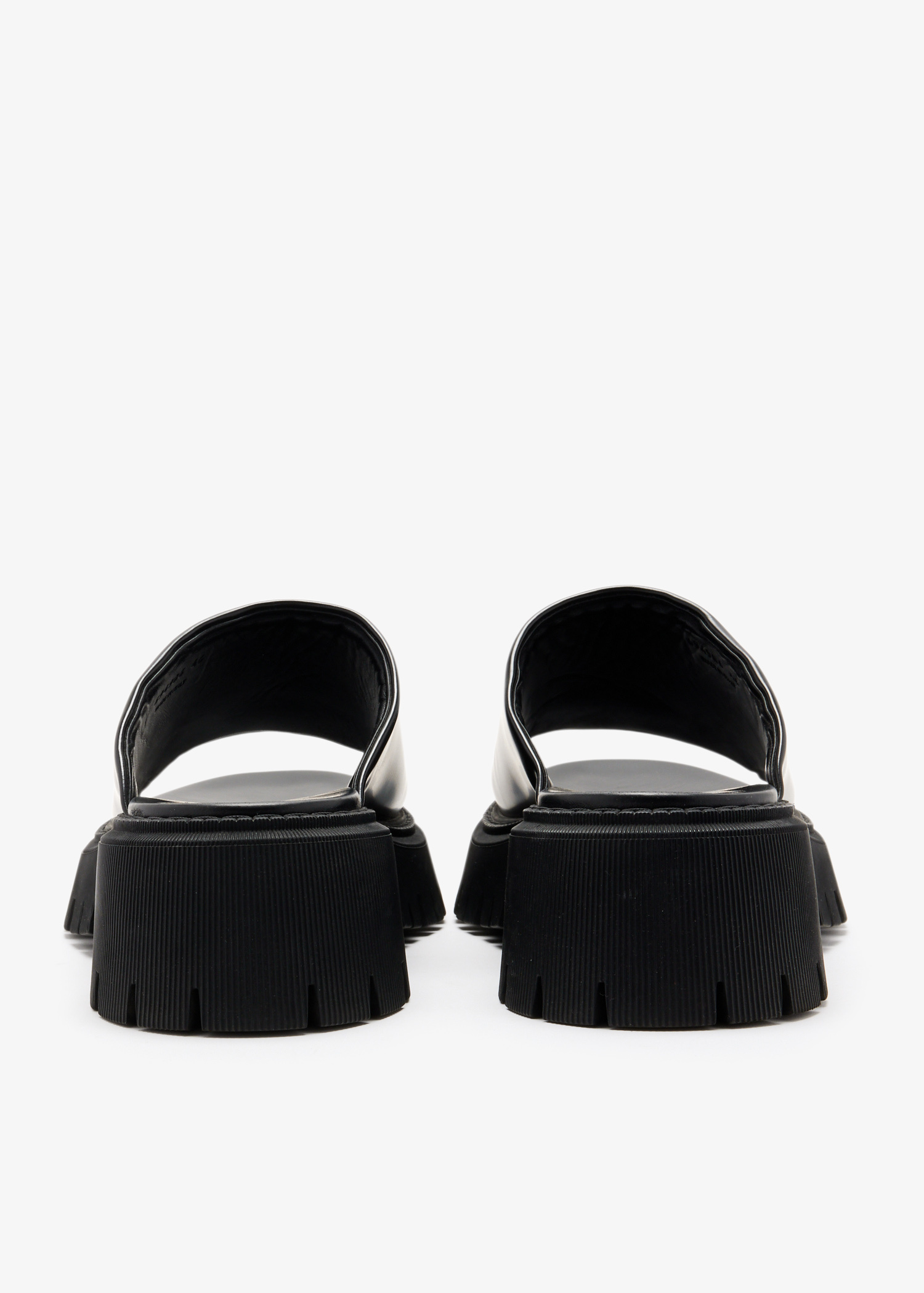 Balenciaga Pre-Loved Tractor slides for Men - Black in UAE | Level