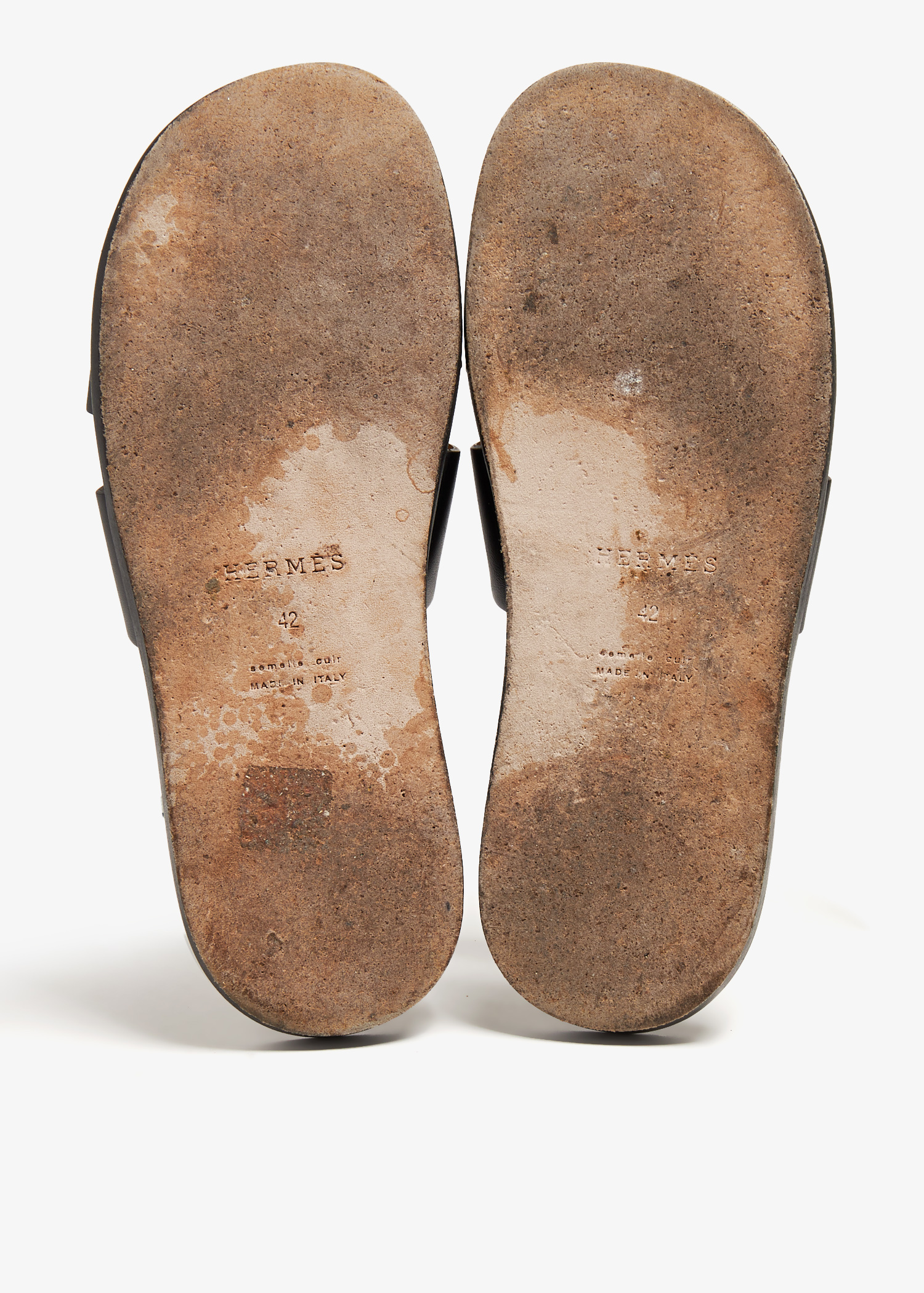 Hermès Pre-Loved Izmir sandals for Men - Black in UAE | Level Shoes