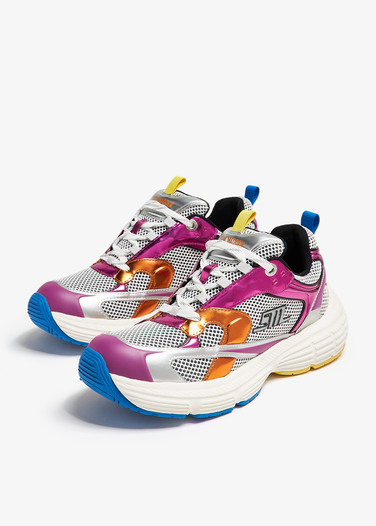 Steve Madden Power 1 sneakers for Women - Silver in UAE
