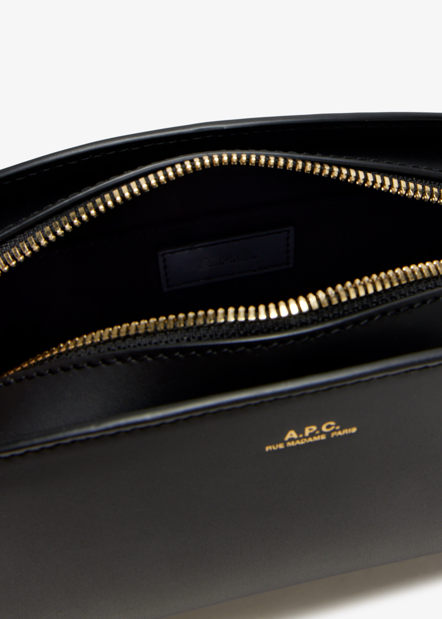 APC★EMMA Shoulder Bag★丈夫で上品なデザイン★限定Sale $_1.JPG?set_id=880000500F