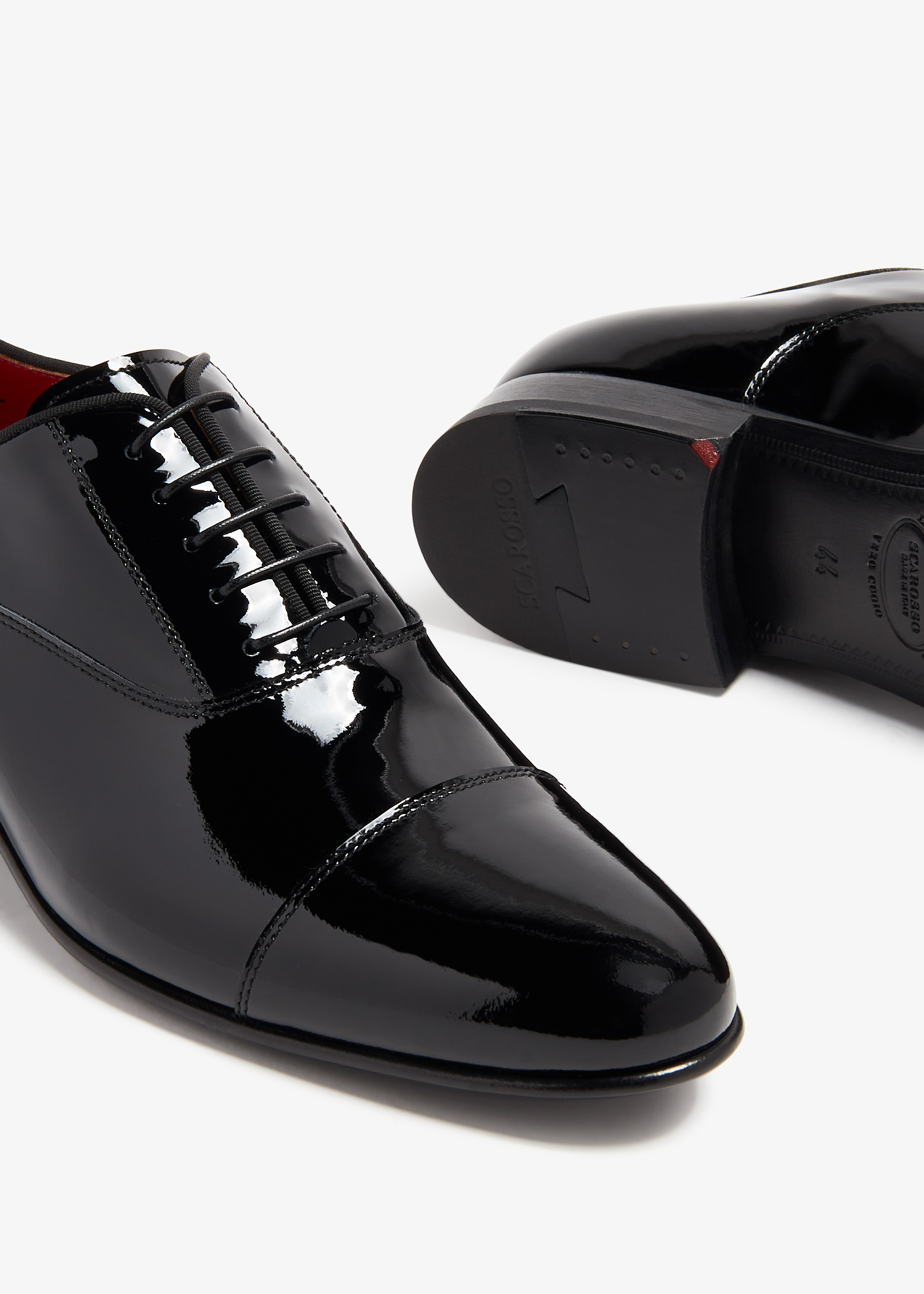 Scarosso Rodrigo Oxford shoes for Men - Black in UAE | Level  display picture 2