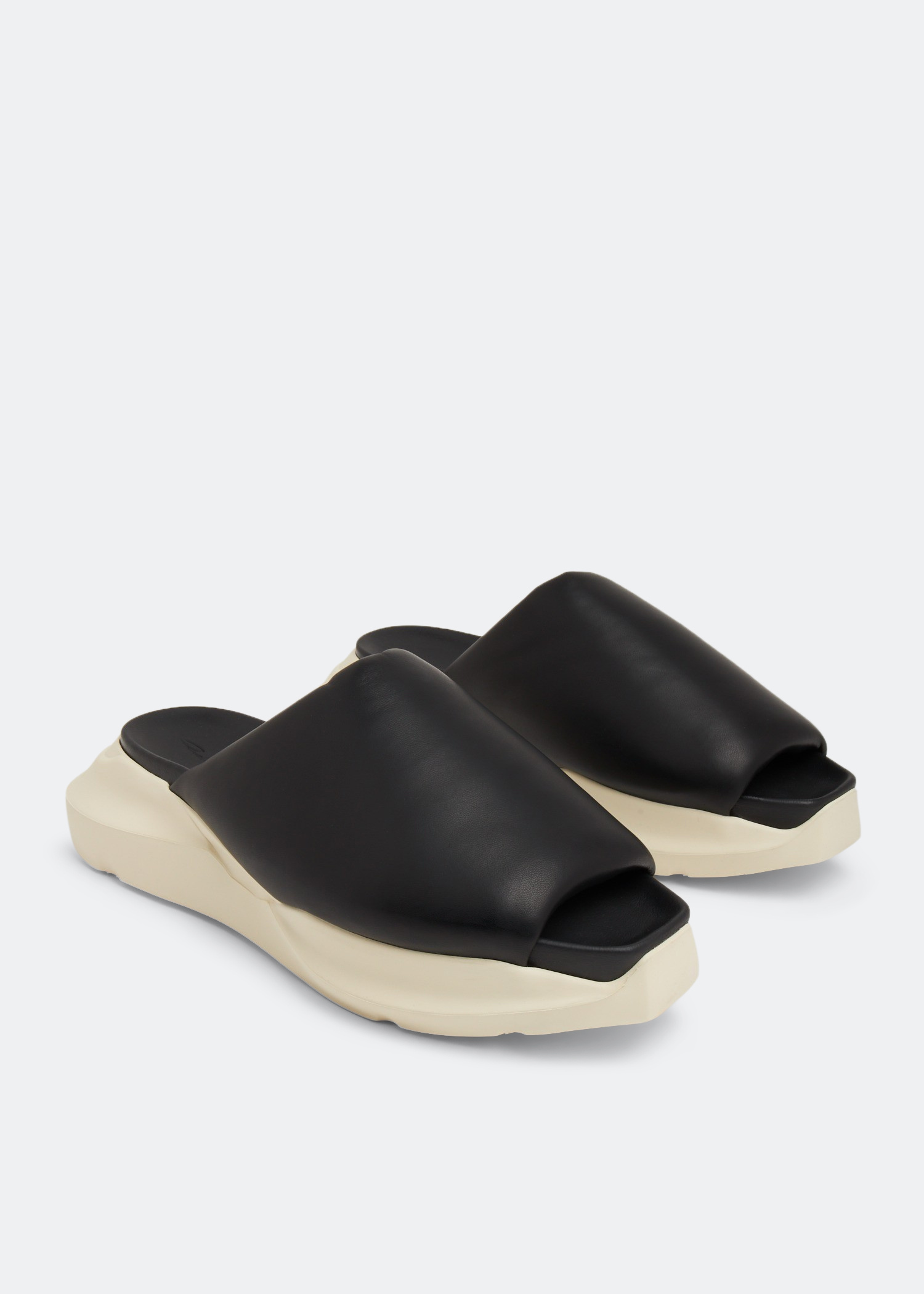 【値下げ中】Rick Owens GETH PUFFER SLIDE 黒 Rick Owens Geth Puffer Slides | Black | FARFETCH JO