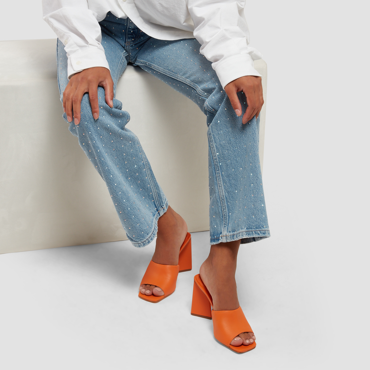 莎晞 Schutz Lizah mules for Women - Orange in Qatar | Level Shoes