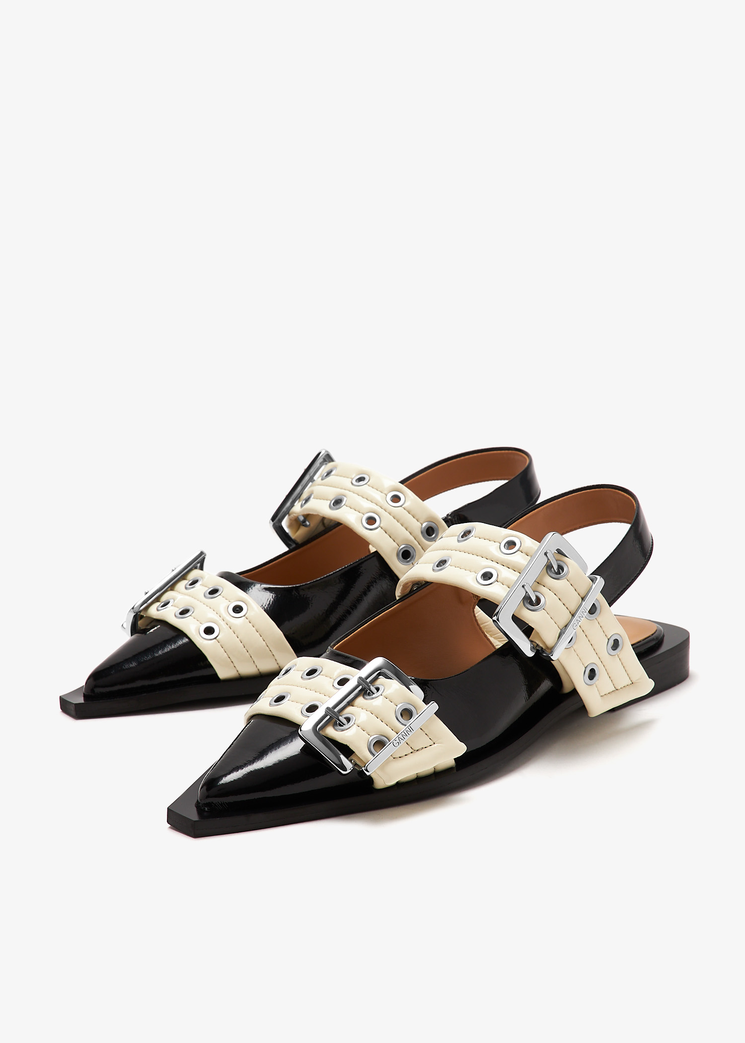 【関税＆送料込み】Ganni Ballerina Con Fibbia GANNI Buckle Ballerina Shoes | Red | FARFETCH ID