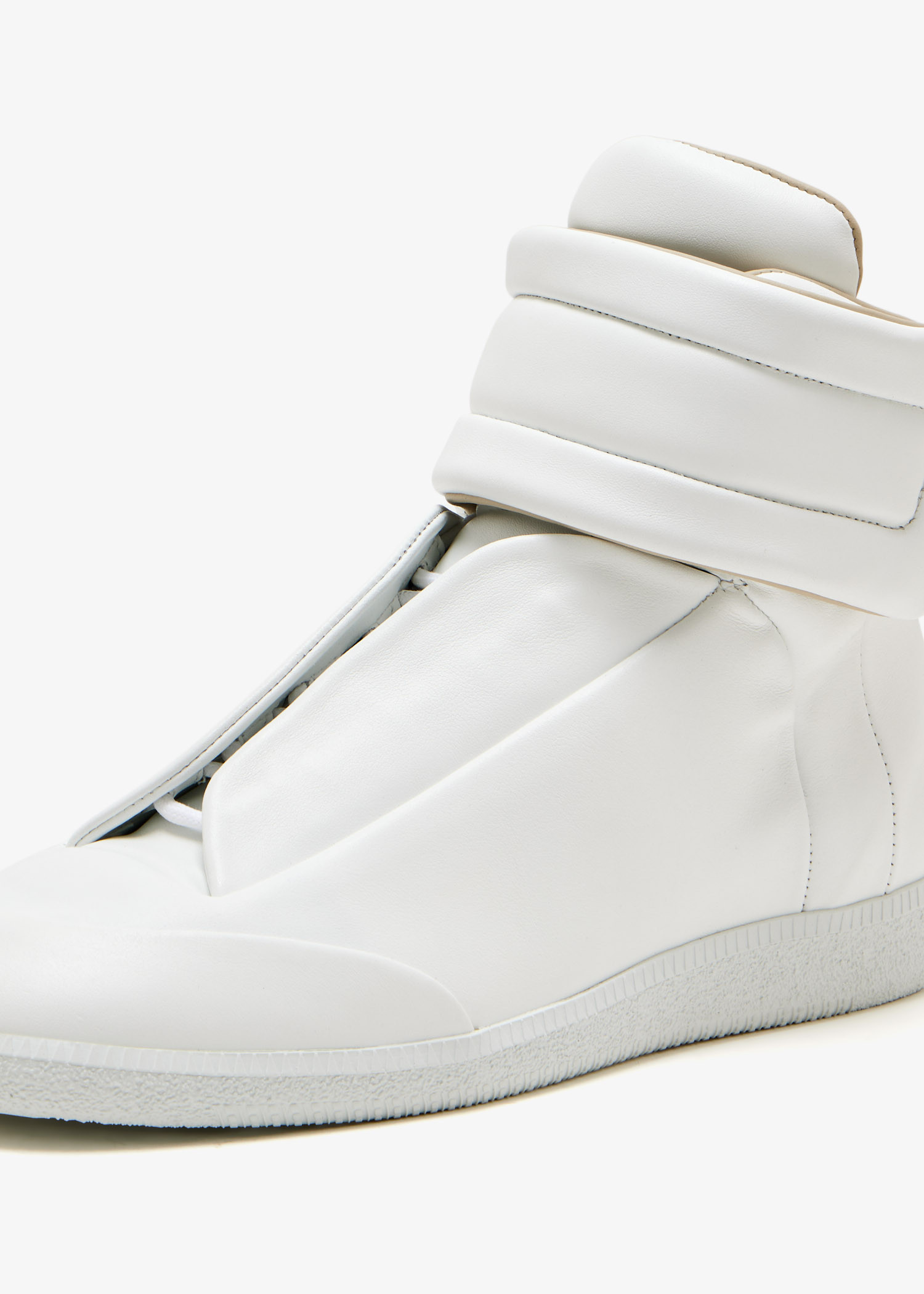Maison Margiela Future sneakers for Men - White in Oman | Level Shoes
