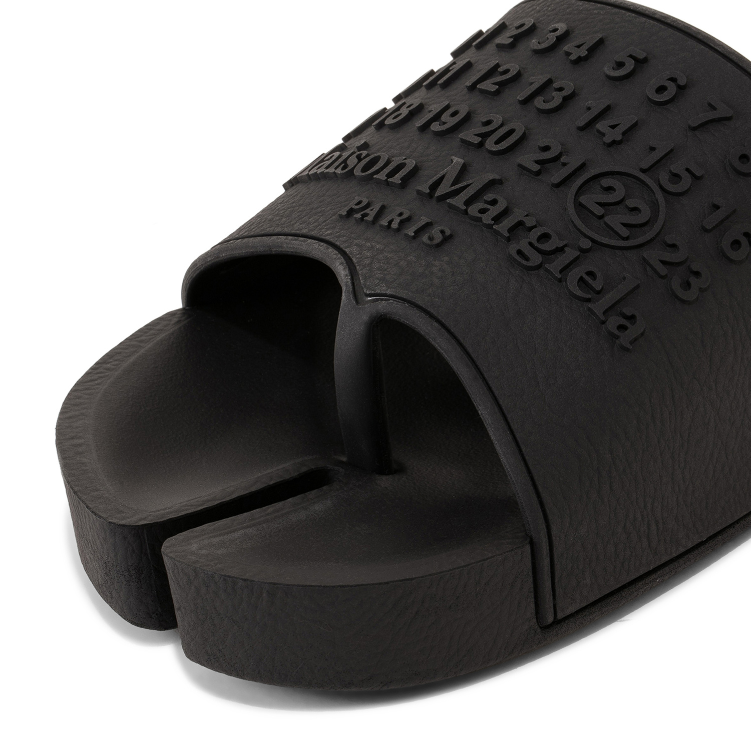 Maison Margiela Tabi slide sandals for Men - Black in KSA