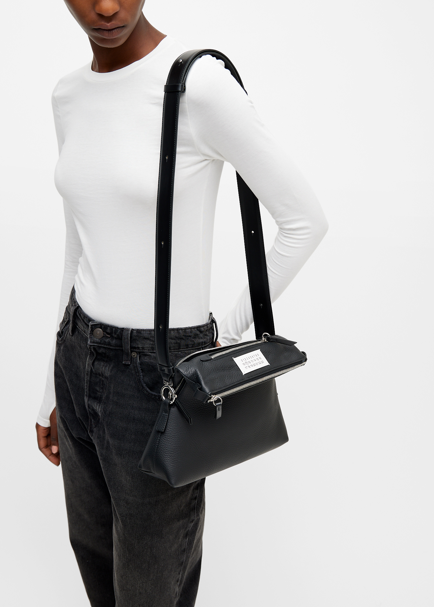 ハンドバッグ Maison Margiela 5AC SB1WG0018 P4348 T6172 Crossbody Shoulder Maison Margiela 5AC Crossbody Bag | Black | FARFETCH