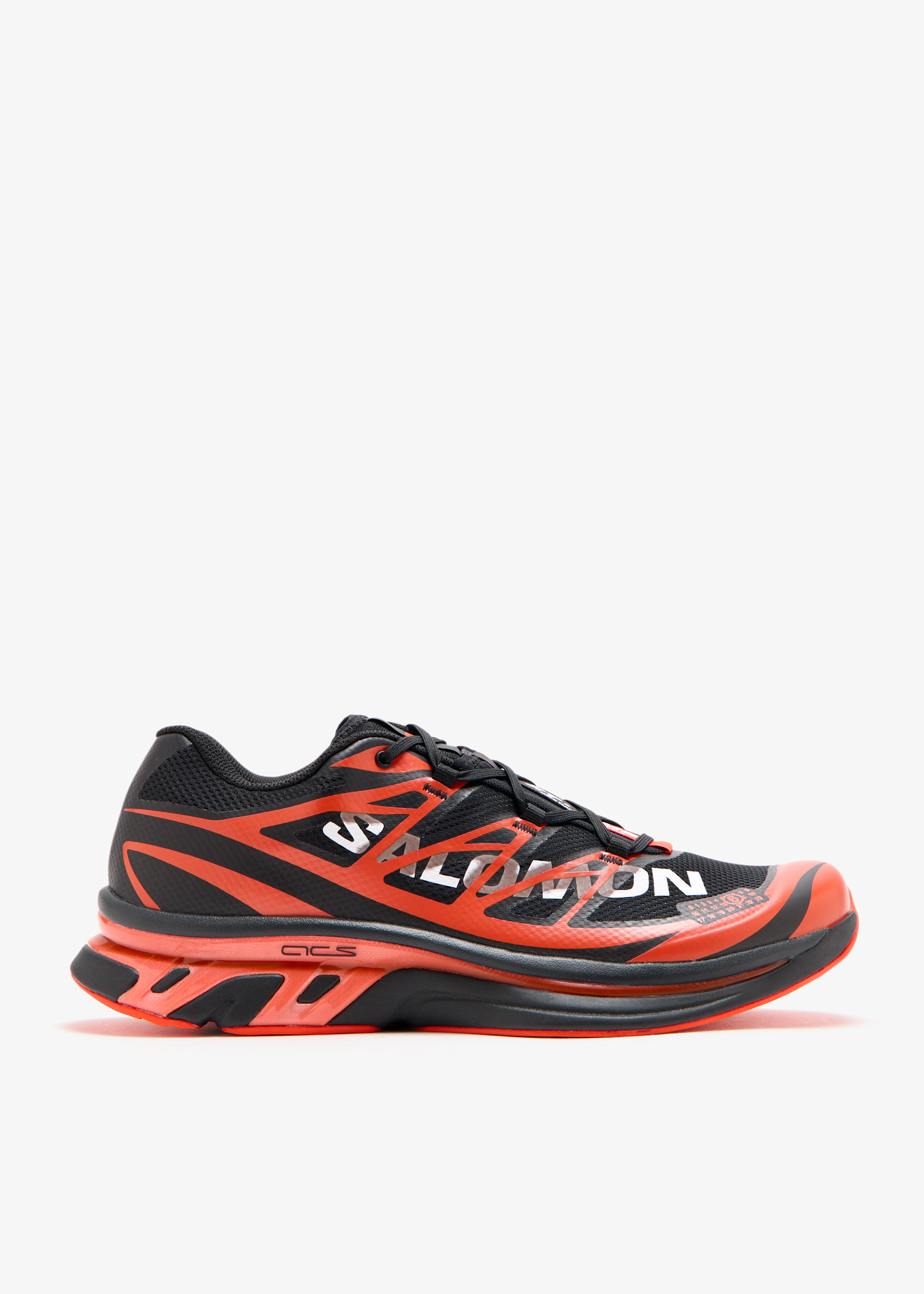 MM6 x Salomon XT-MM6 sneakers for Men - Black in USA | Level Shoes