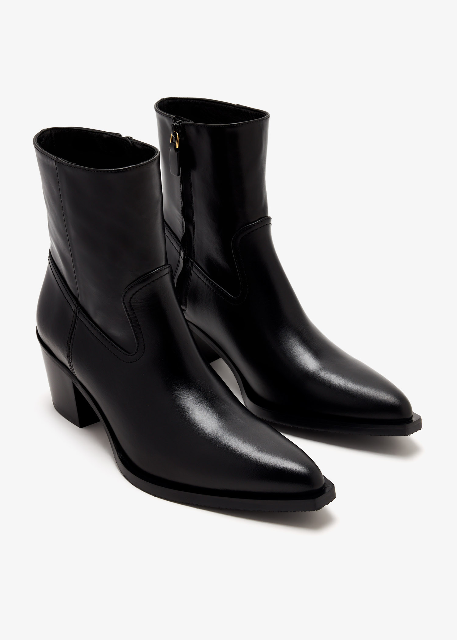 Stuart Weitzman Tate booties for Women - Black in UAE