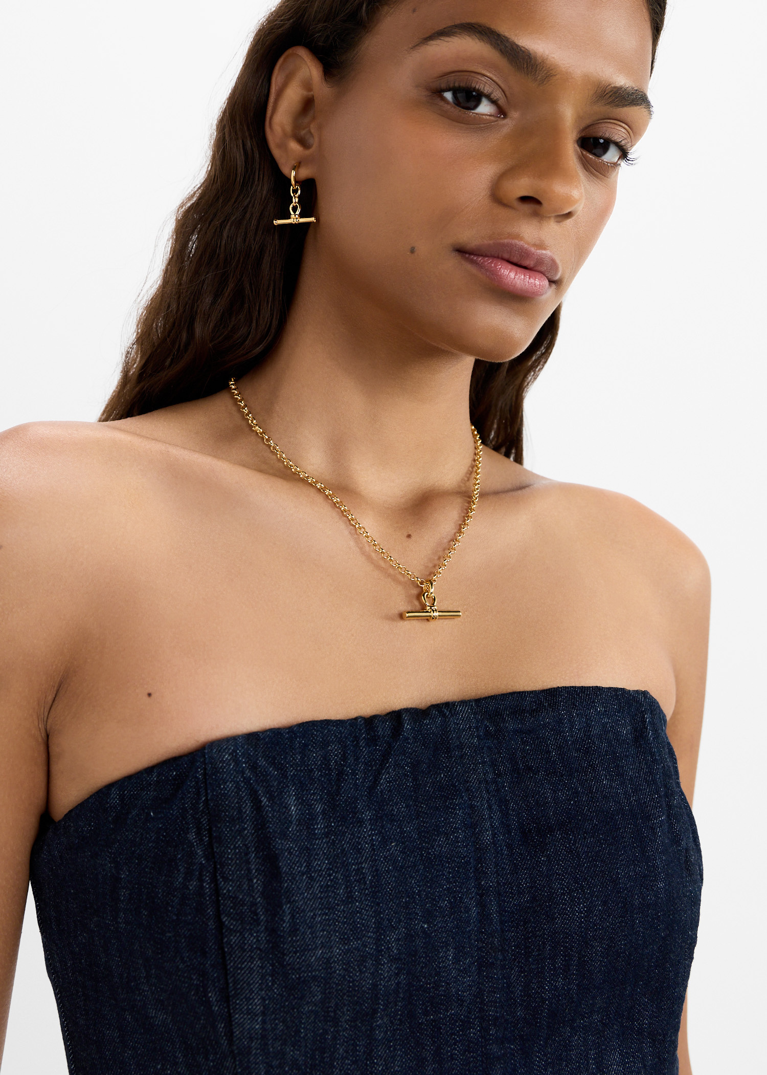 Missoma Chunky T-Bar chain necklace for Women - Gold in USA 