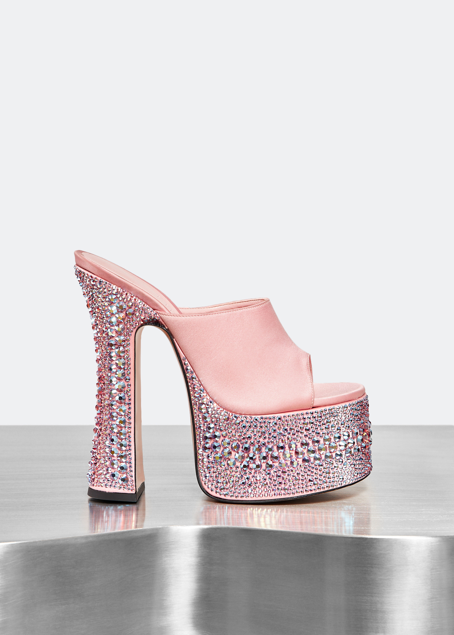 Piferi x Level Shoes Theodora platform mules for Women