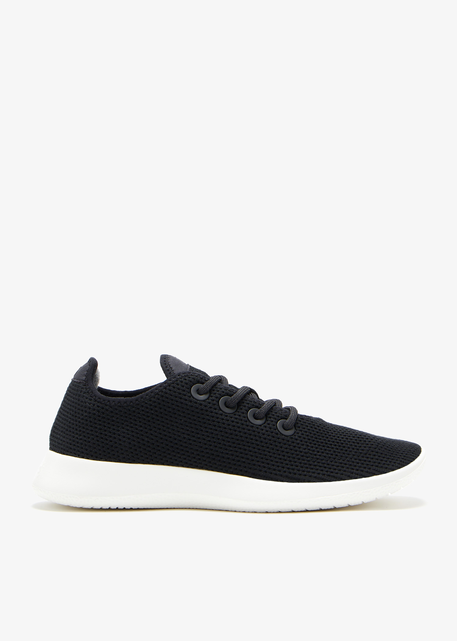 Allbirds Tree Runner sneakers for Men - Black in UAE | Level