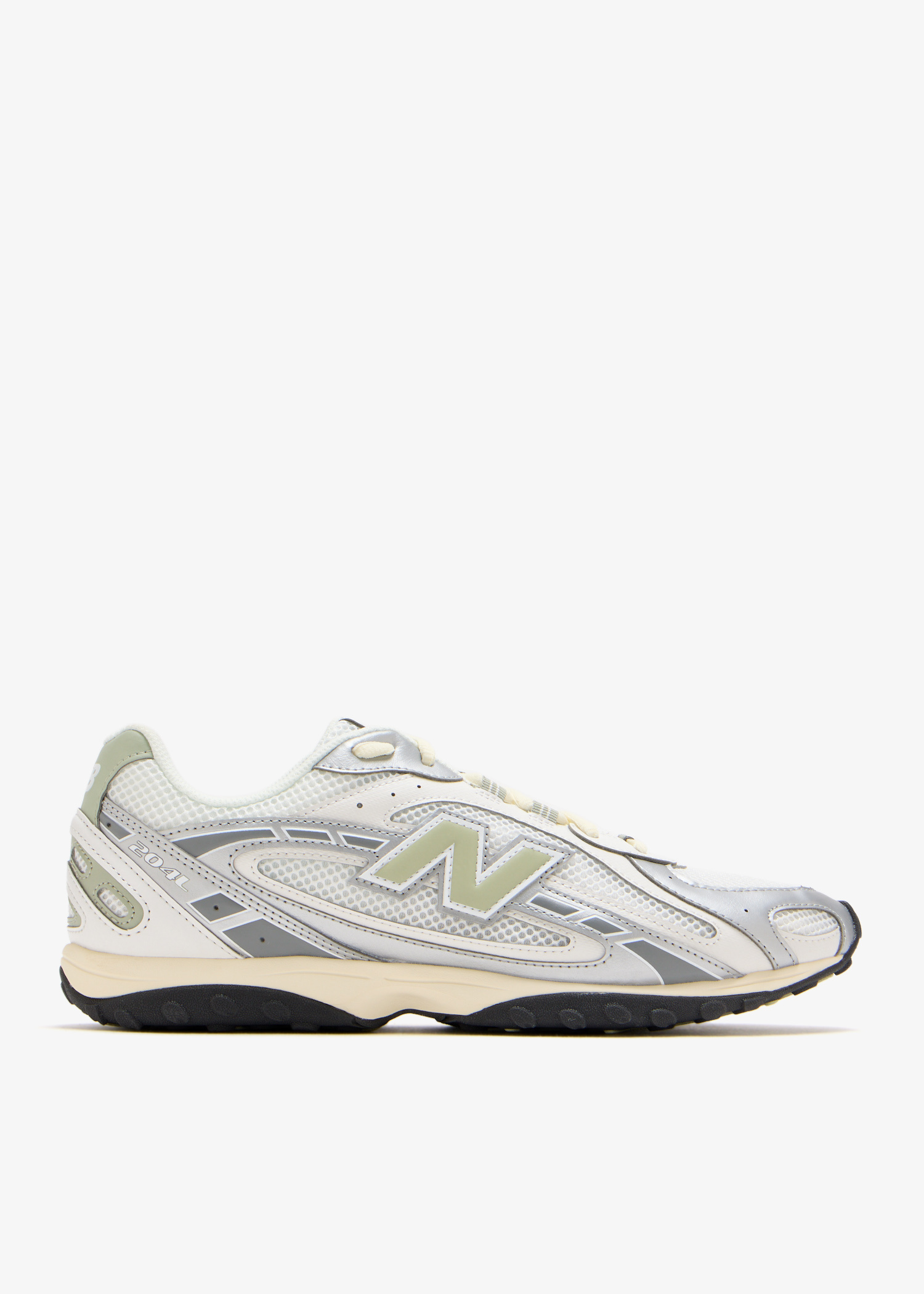 New Balance 204L 运动鞋，专为成人男女设计，适合男士、女士- 白色