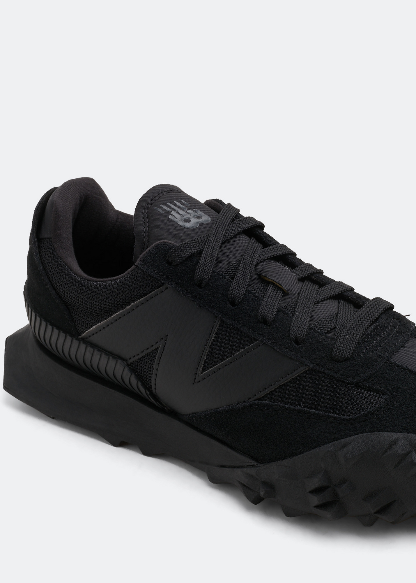 New Balance XC-72 sneakers for Men - Black in USA | Level Shoes