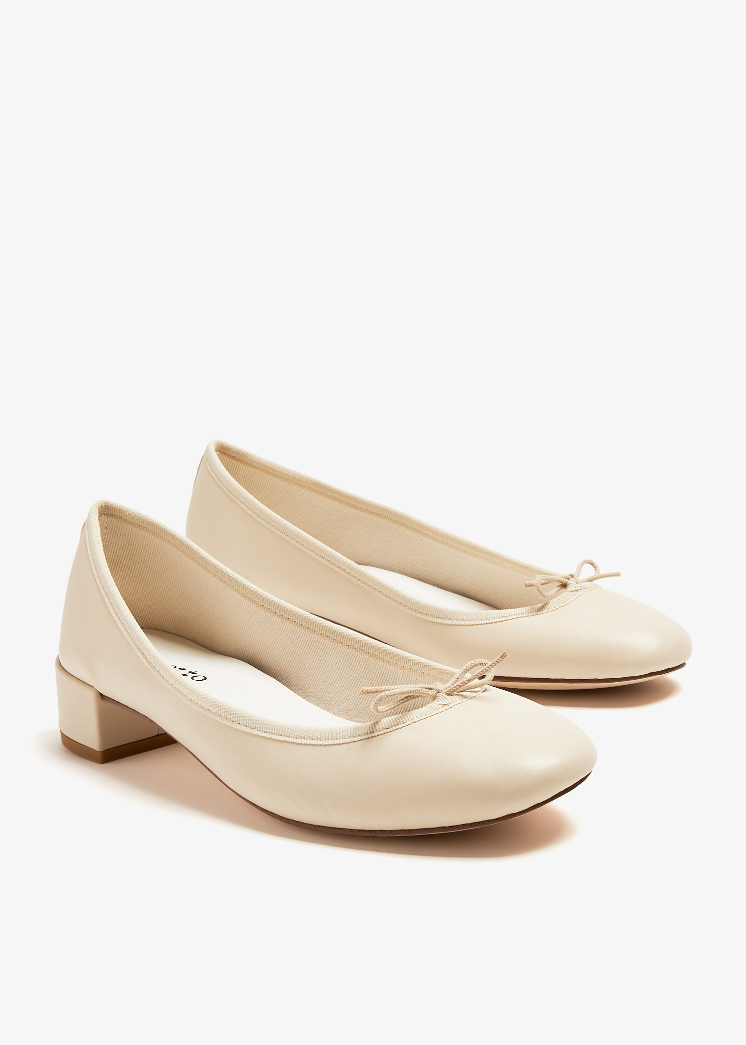 Repetto Camille ballerinas for Women - Beige in UAE | Level